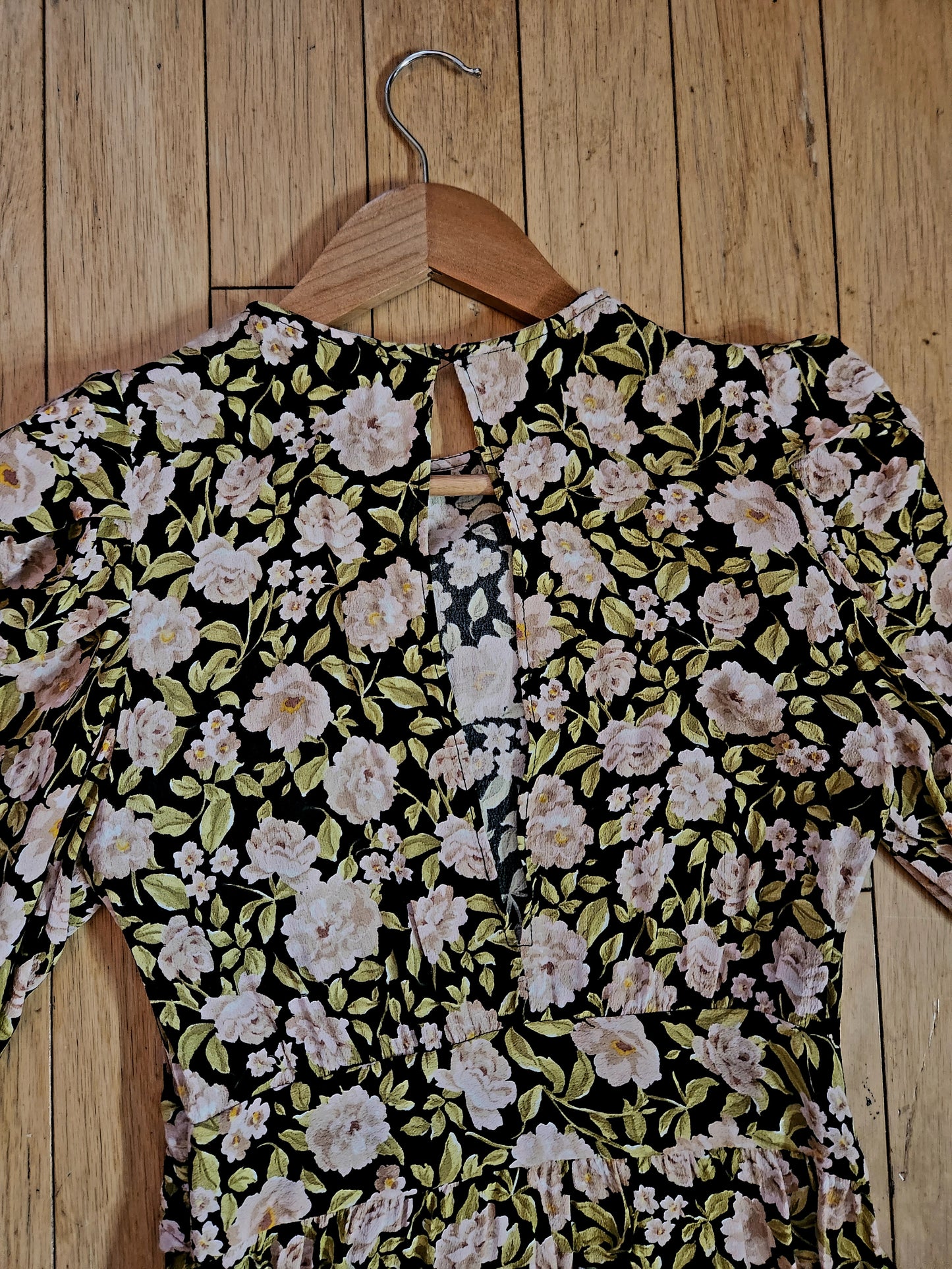 Zara Floral Dress Sz XS