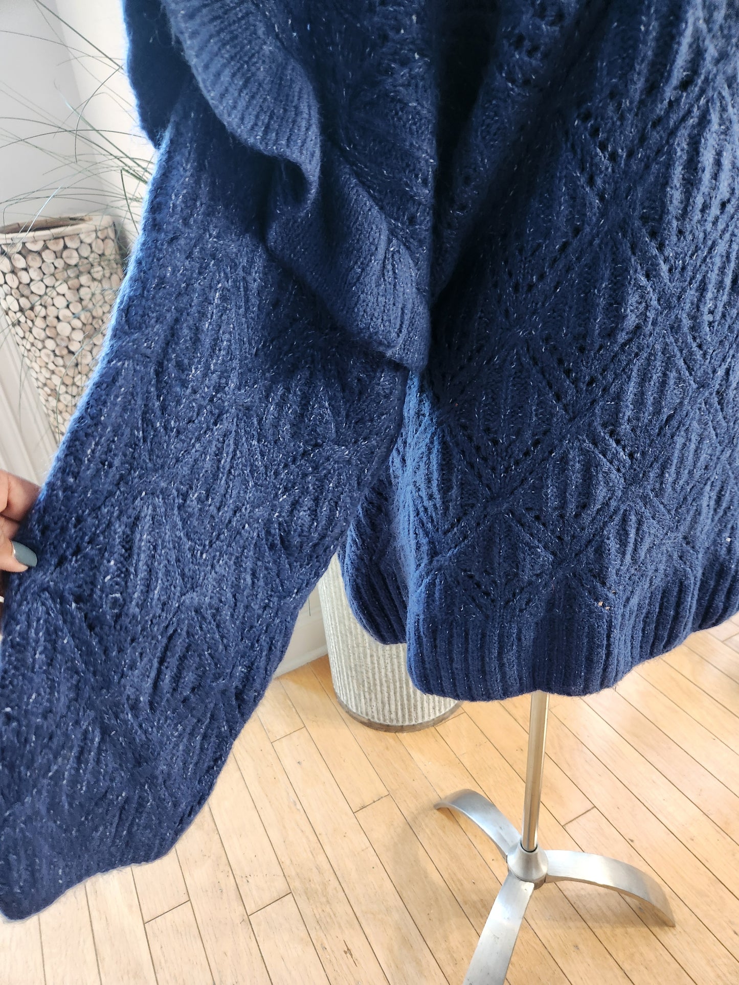 Old Navy Blue Ruffle Sleeve Sweater Sz 4X