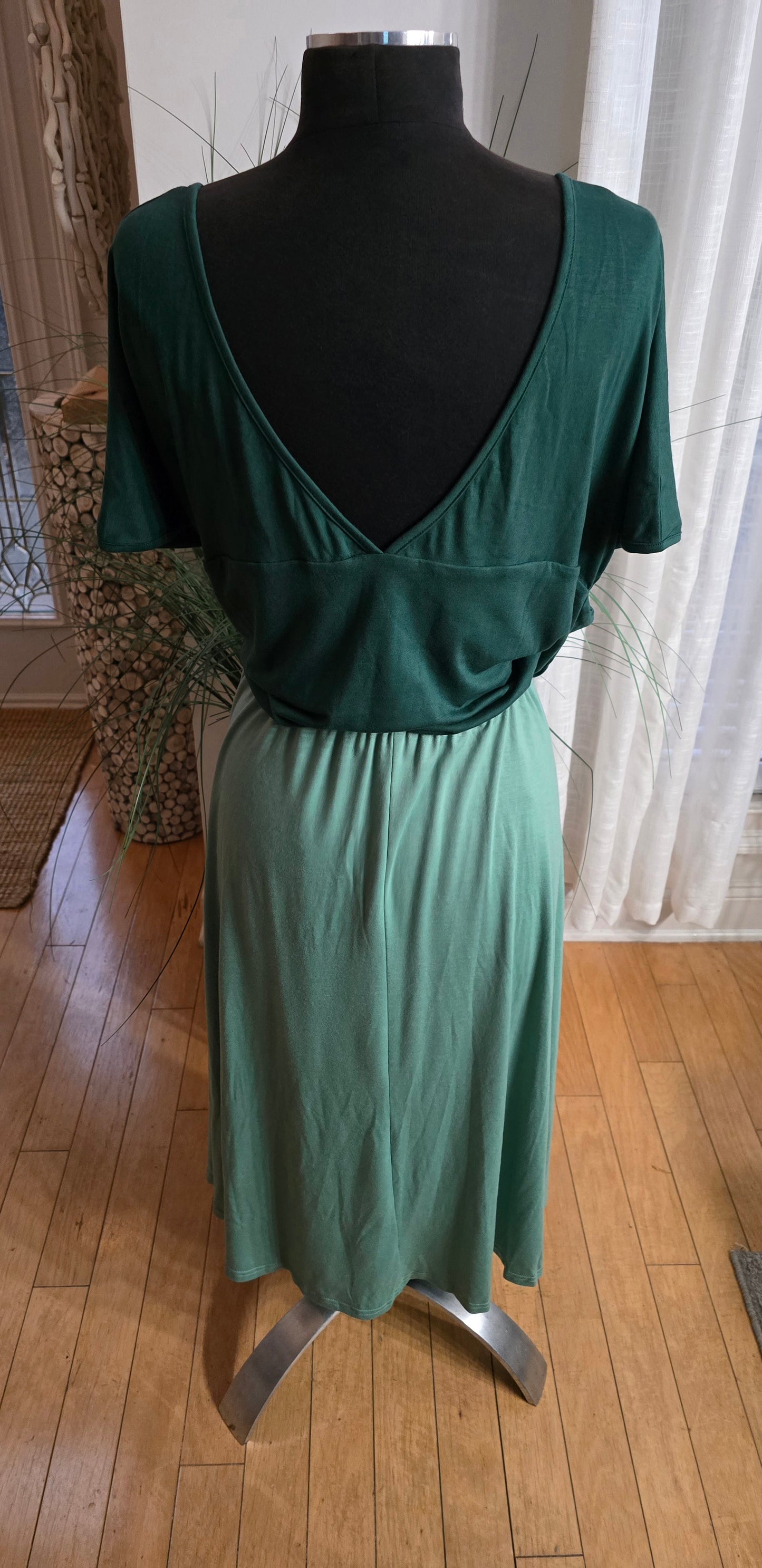 BloomChic Green Two Tone Dress Sz 26