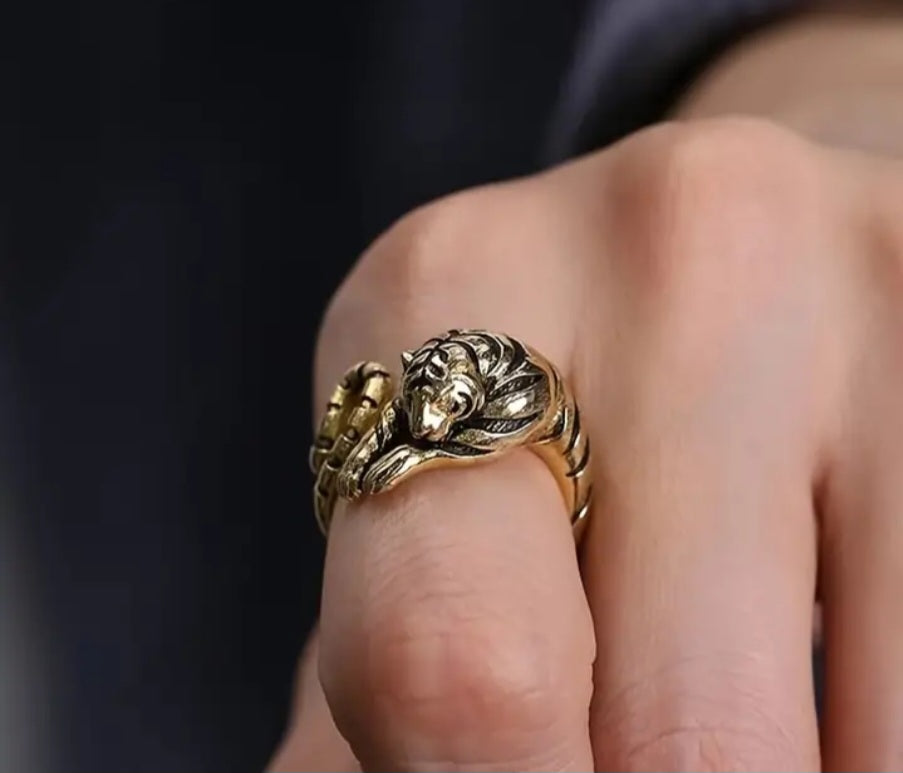Vintage Style Tiger Ring