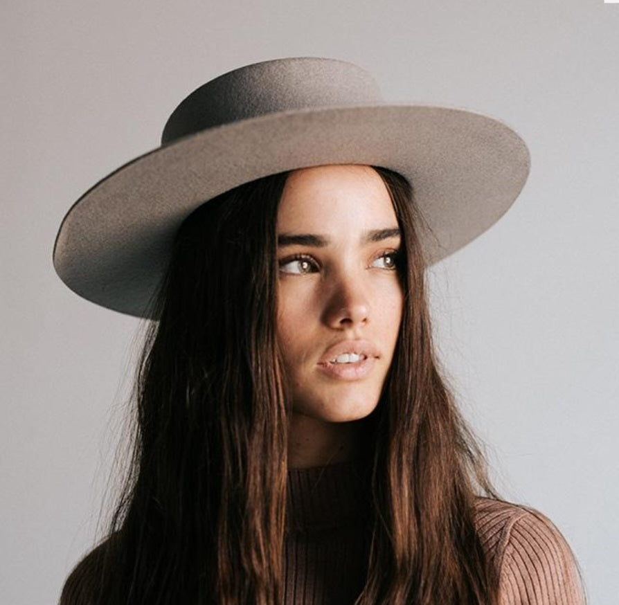 Dahlia Boater - Light Grey