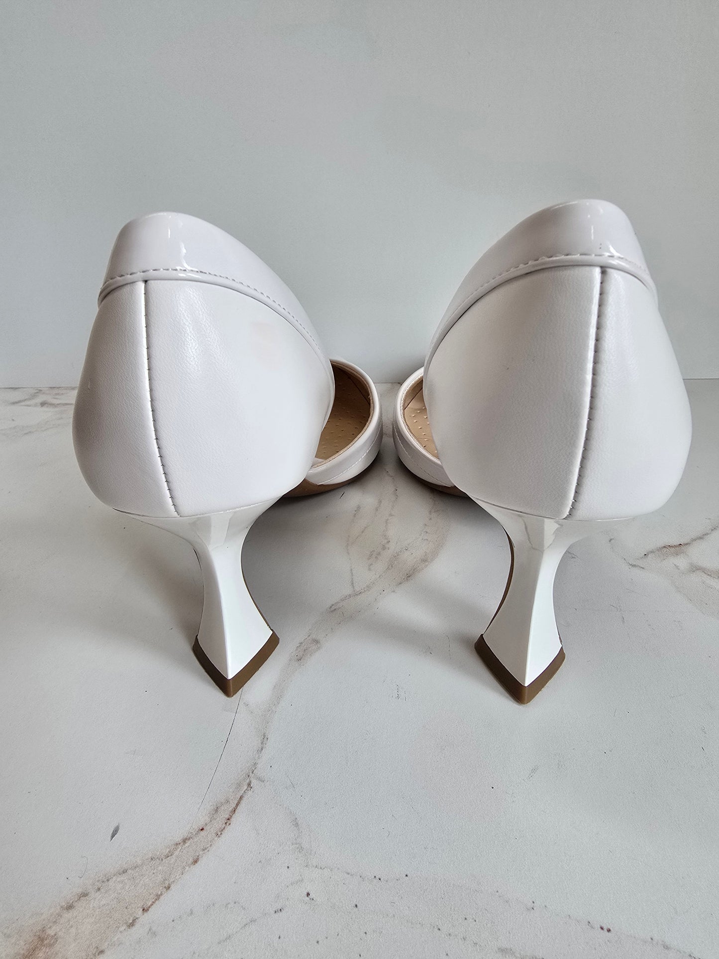 Jenn Ardor White Pointy Toe Kitten Heel Sz 7.5M