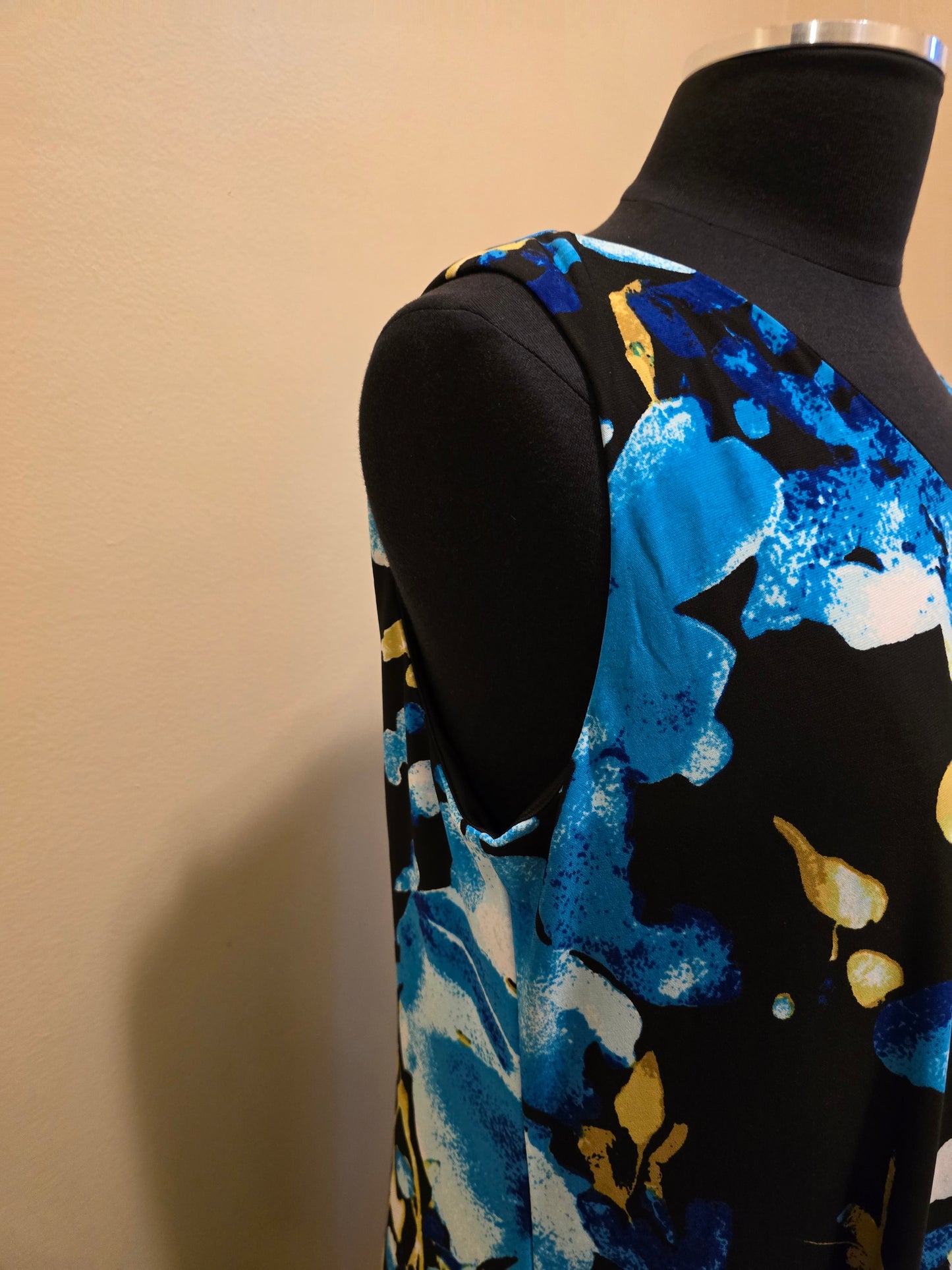 Black & Tropical Swing Dress Sz L