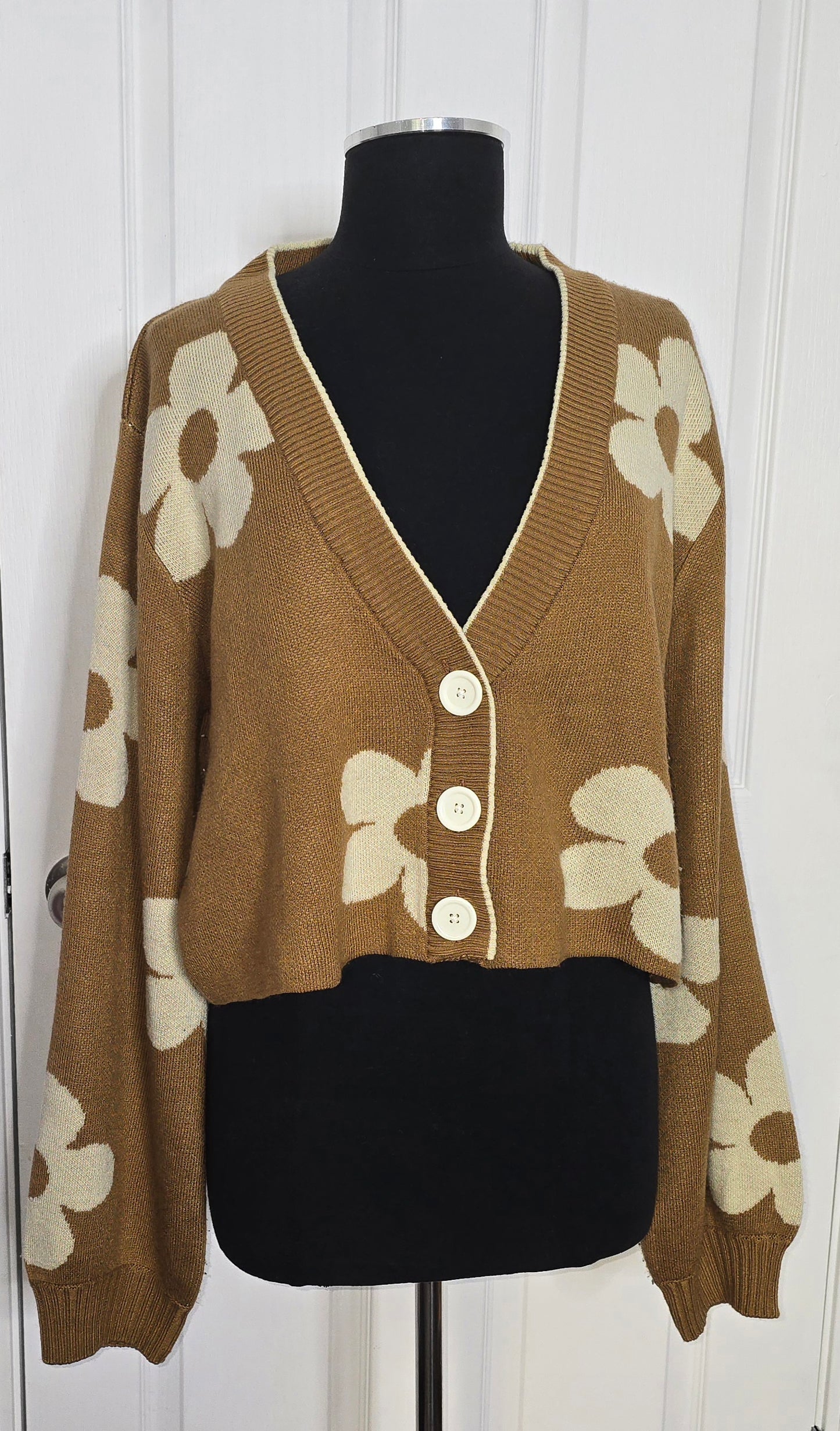 Simply Southern Flower Crop Cardigan Sz L