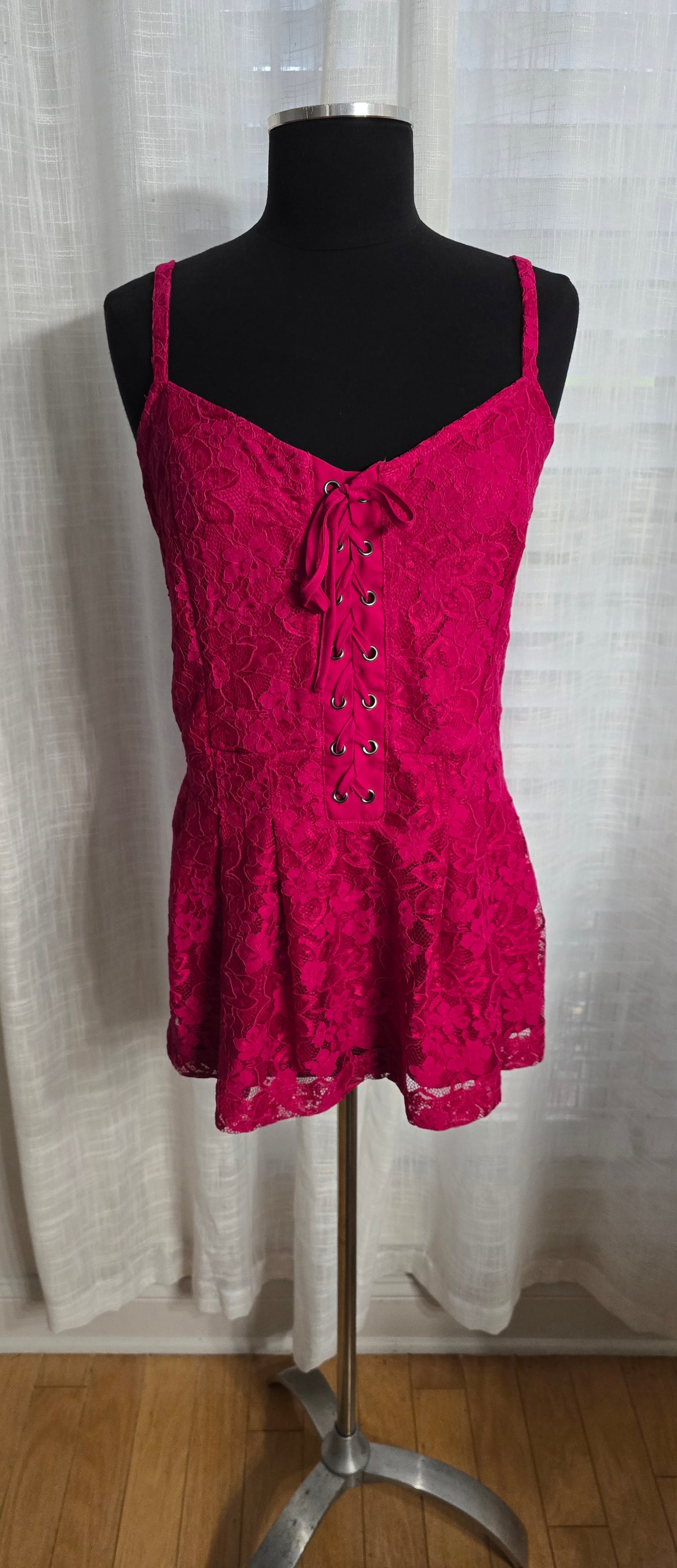 Torrid Lace Peplum Corset Style TopSz 3X