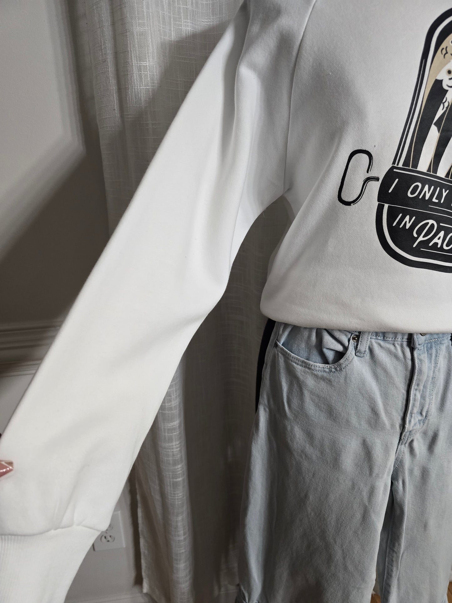 The Cuddle Collab "I Only Travel In Packs" Sweatshirt Sz S