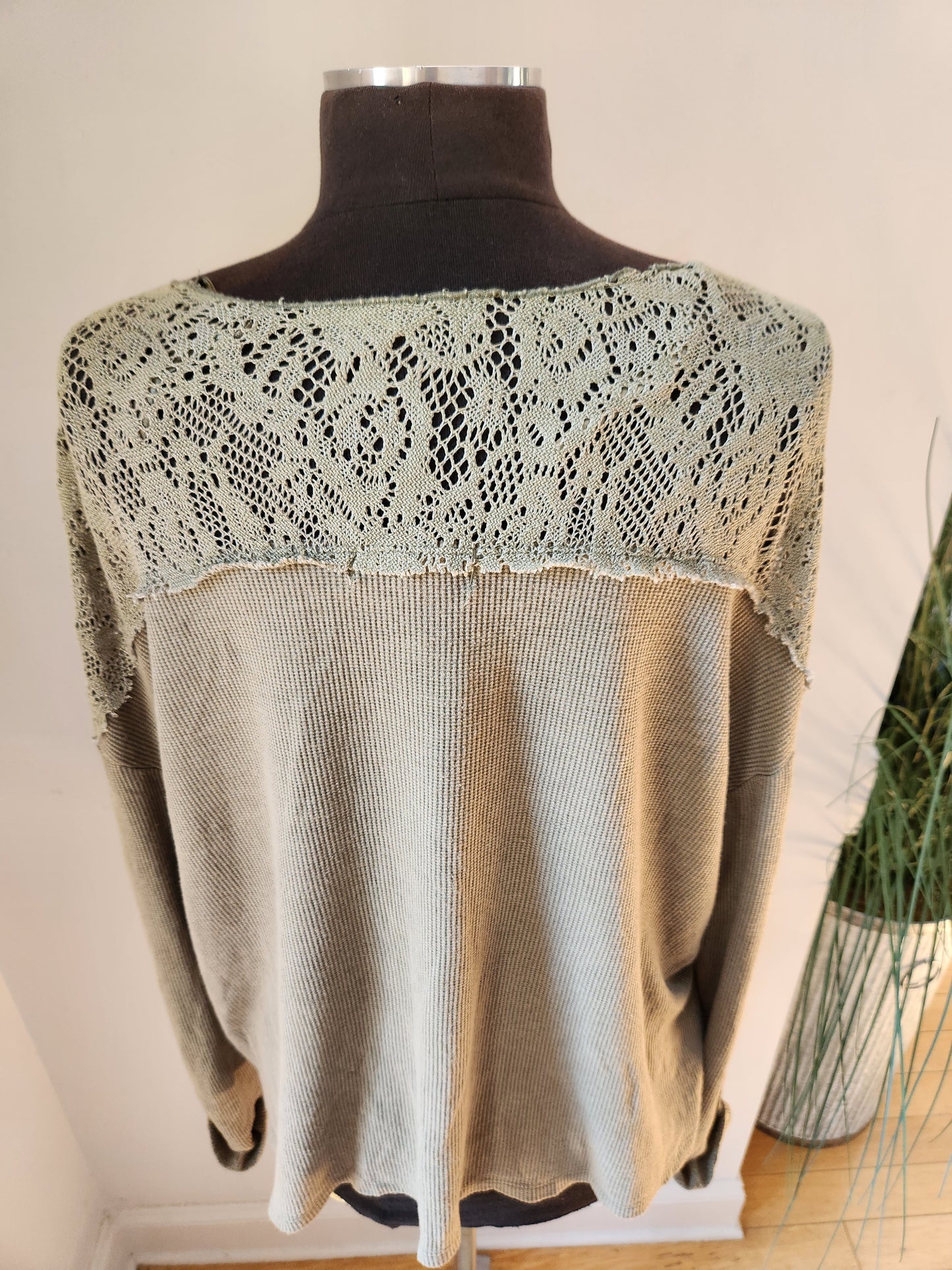 Knox Rose Olive Top Sz XXL