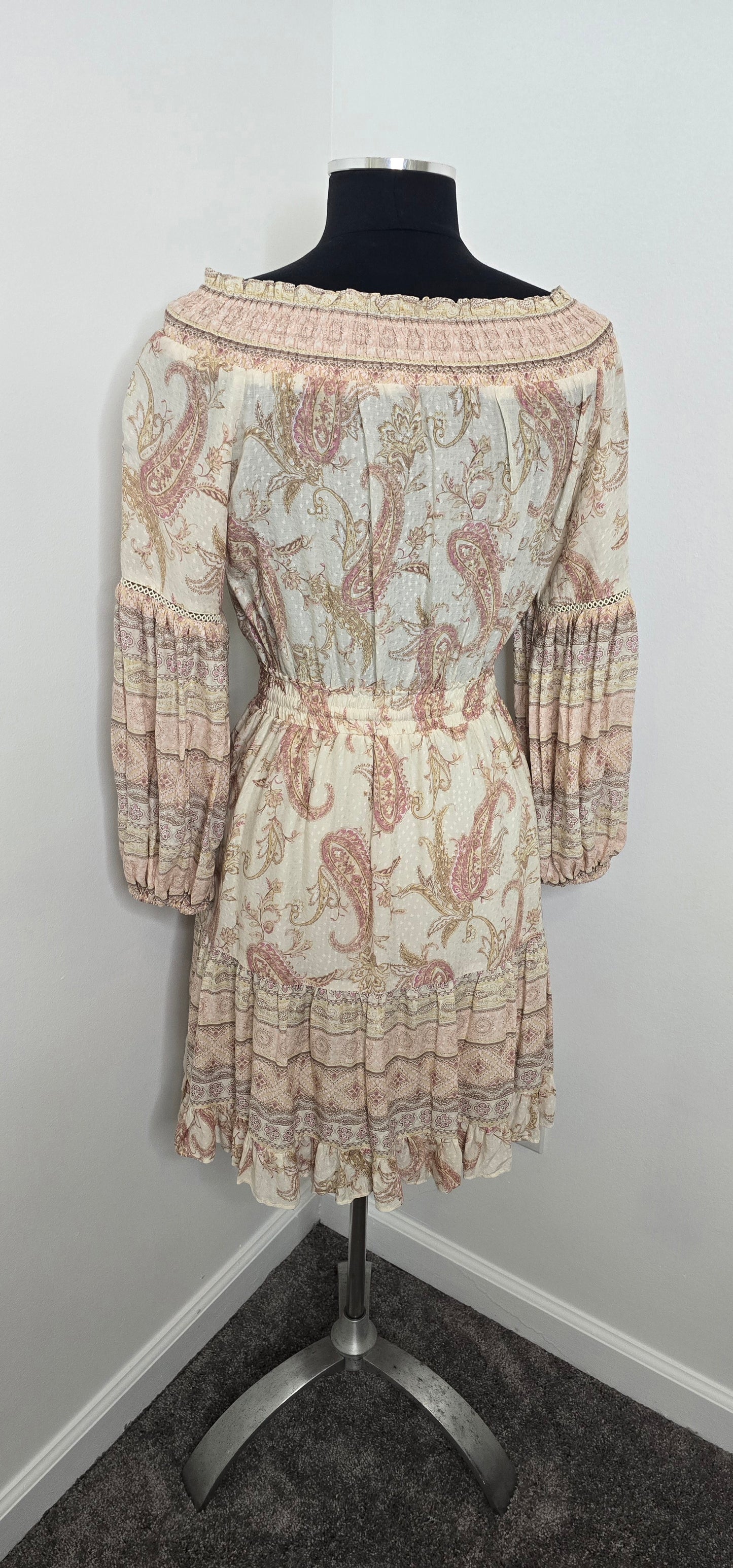 Versona Paisely Peasant Dress Sz S