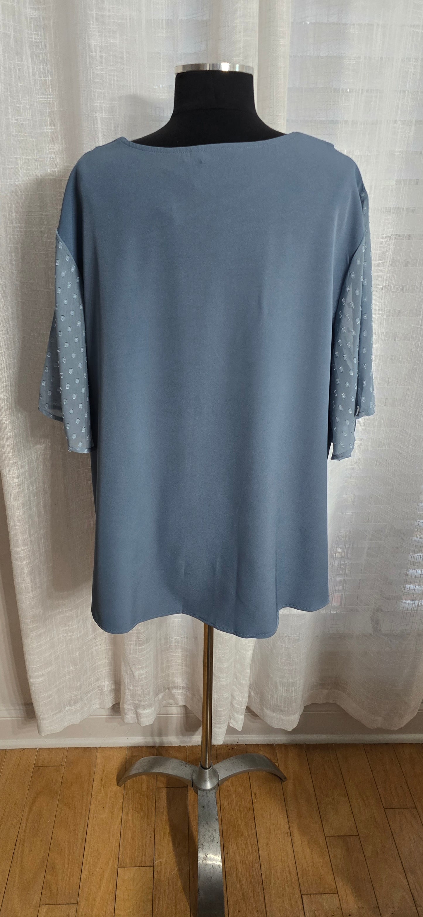 Bloomchic Blue Top Sz 22-24