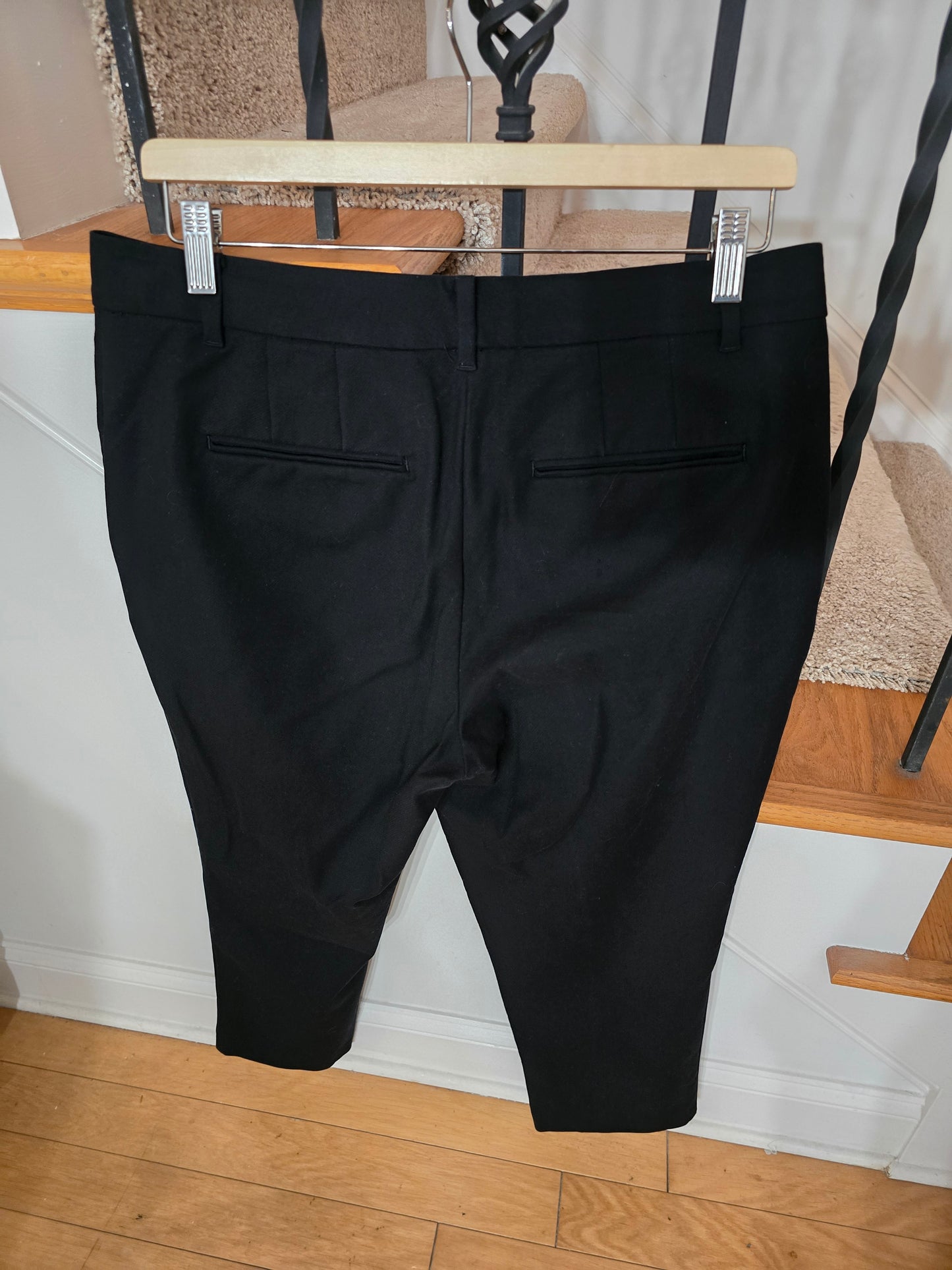 Ann Taylor Curvy Fit Black Pant Sz 8