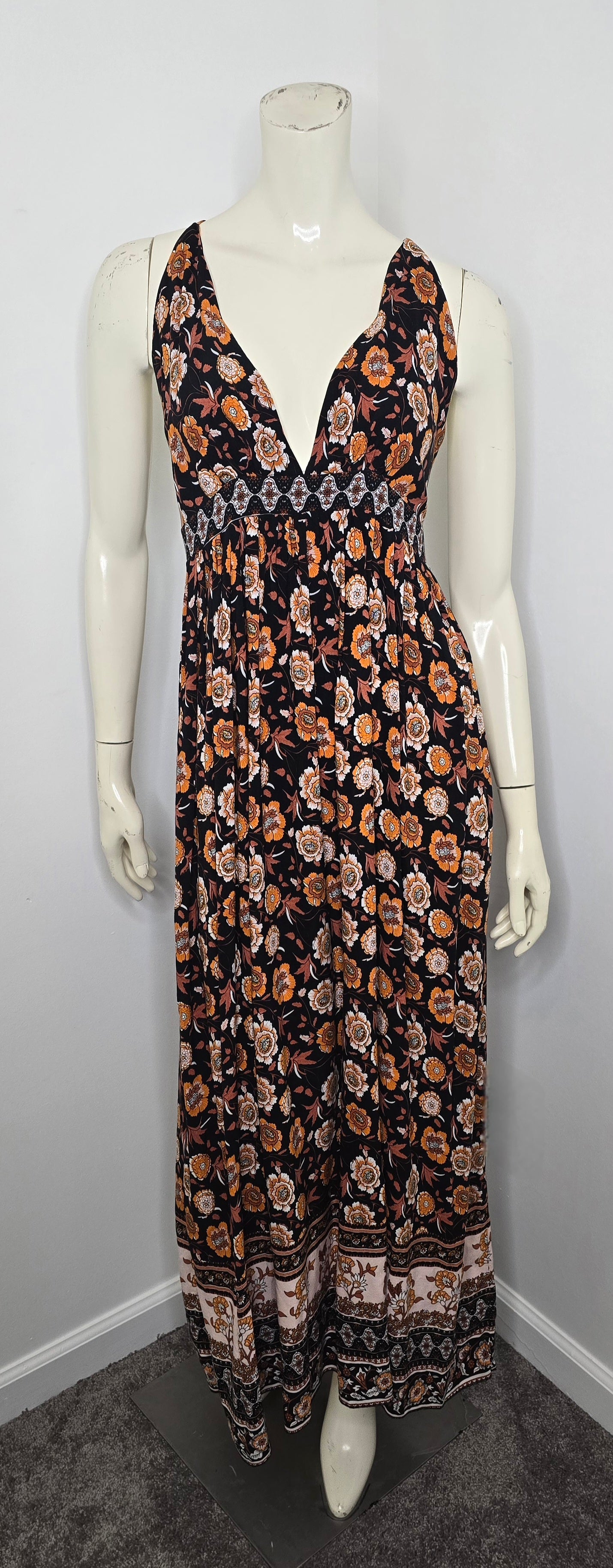 Shein Floral Maxi Dress Sz 12 (best fit 10) – Nyota Melanie
