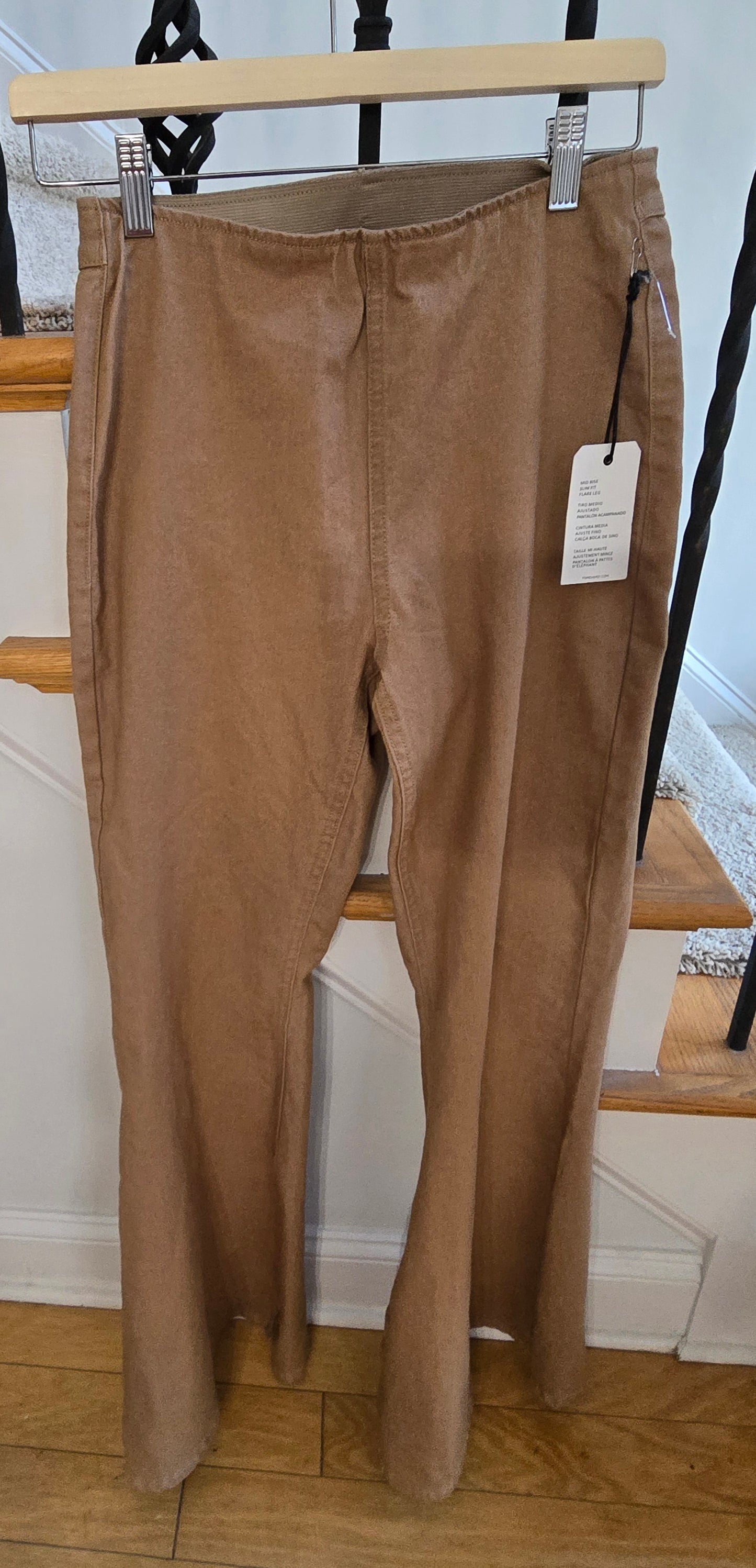 Forever 21 Mid Rise Flare Jeans Sz M
