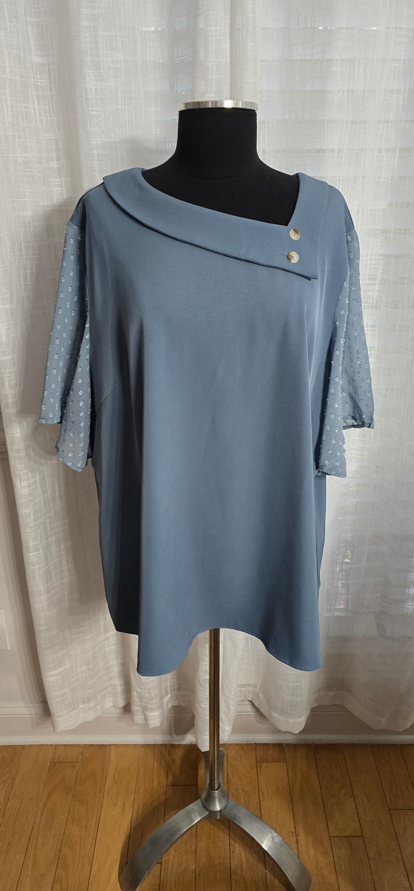Bloomchic Blue Top Sz 22-24