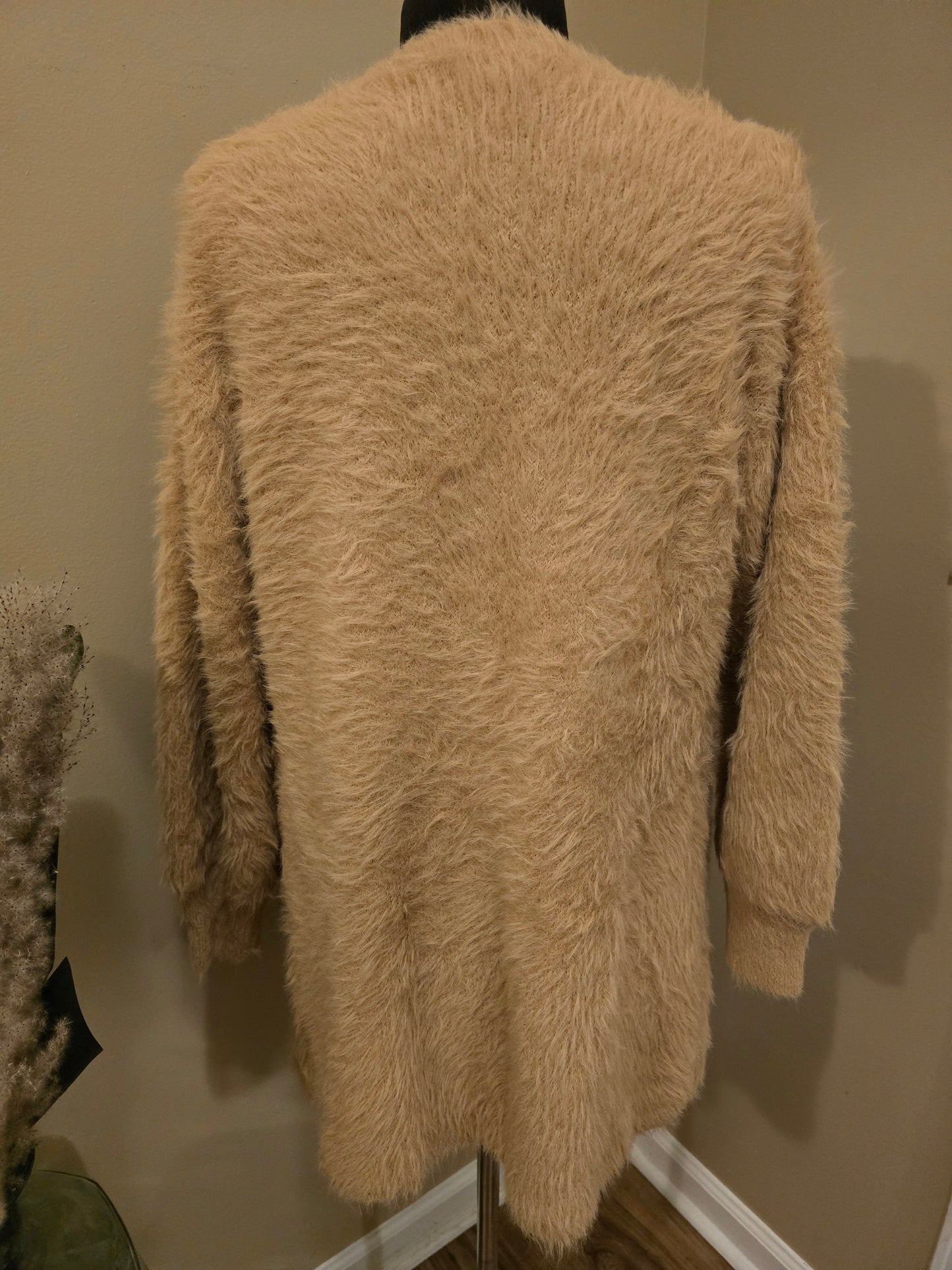 Forever 21 Fuzzy Cardigan Sz S (fits up to M)