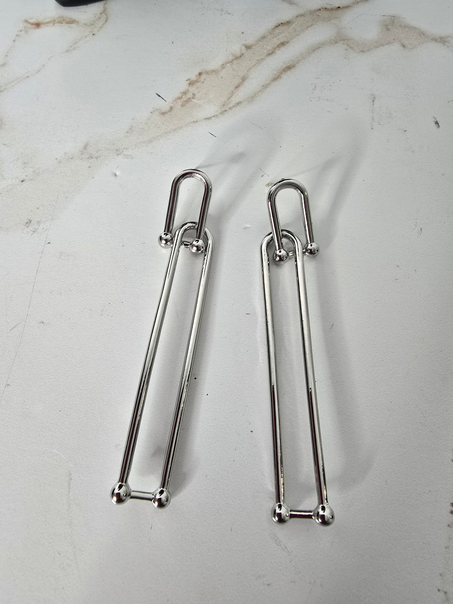 Knot Dangle Earrings Silver