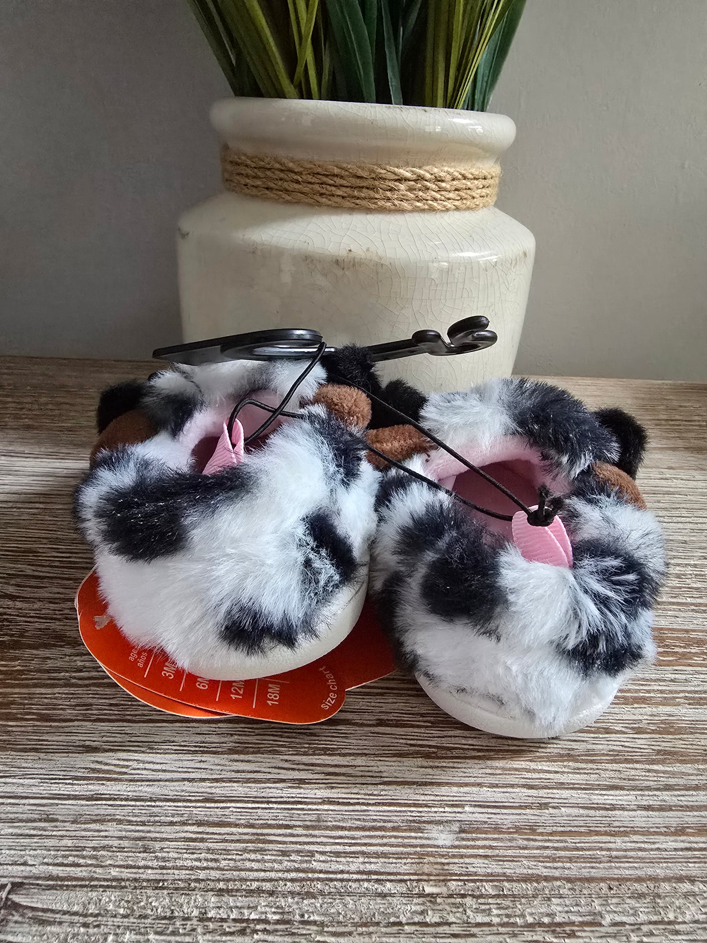 Wonder Nation Furry Slippers Infant Sz 3