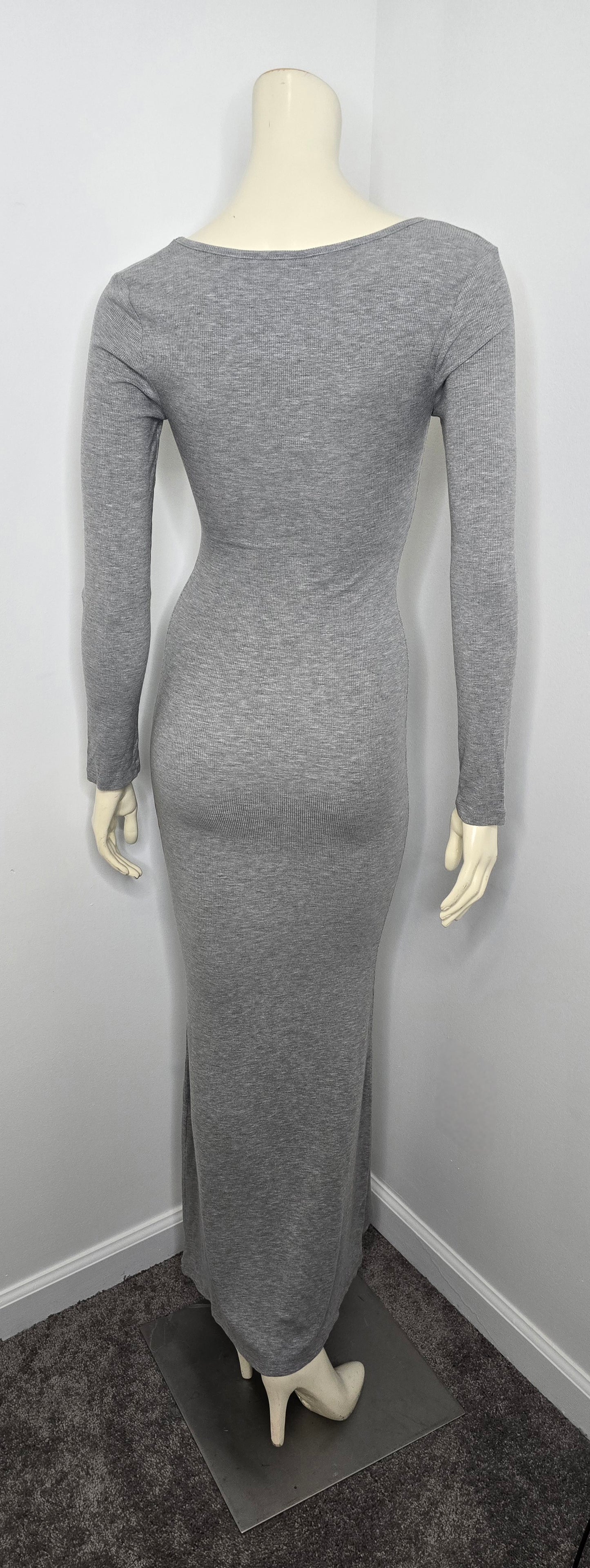 Reoria Grey Ribbed Fitted Maxi Dress Sz M