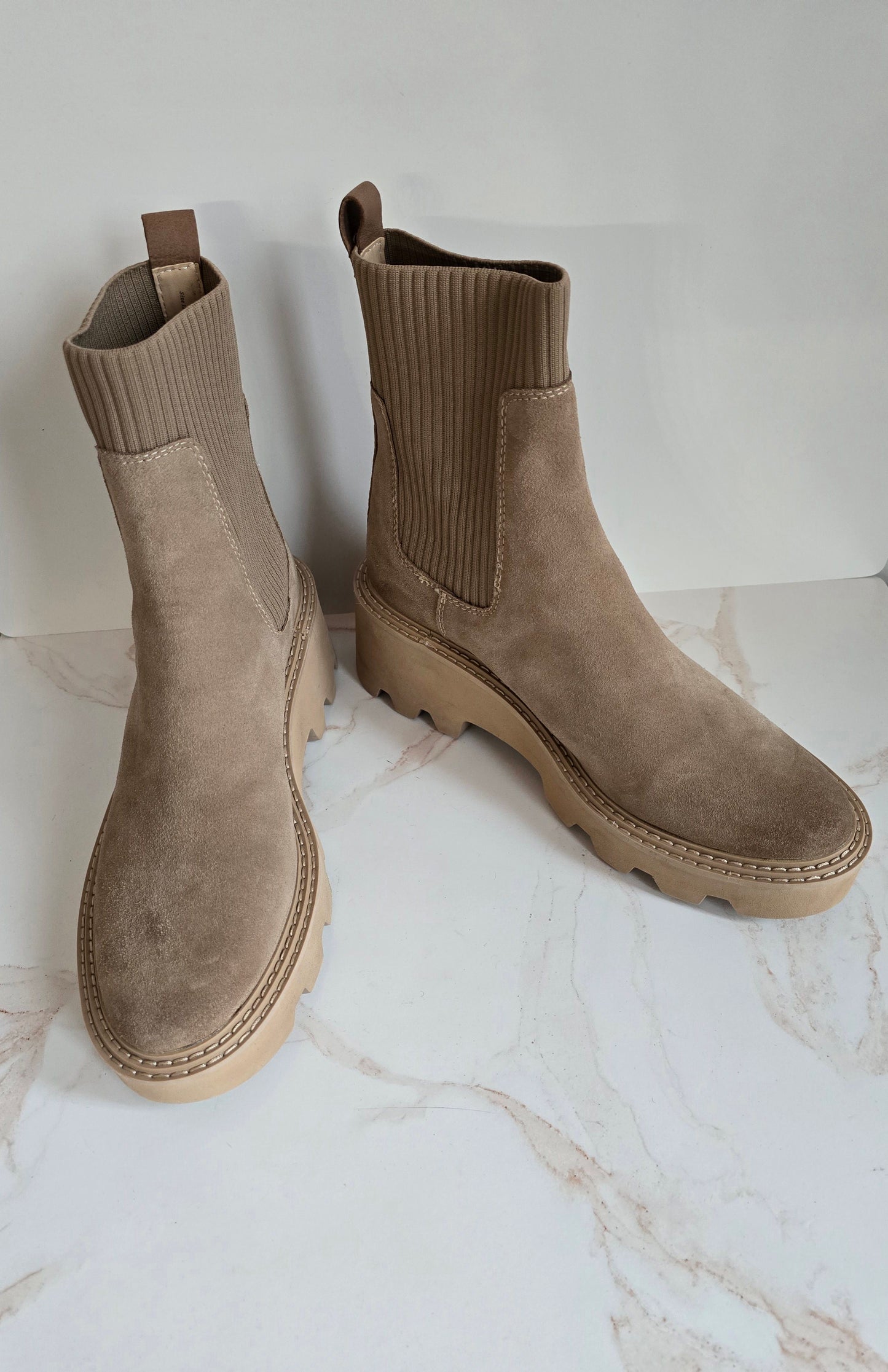 Dolce Vita Suede Chunky Chelsea Boot Sz 11
