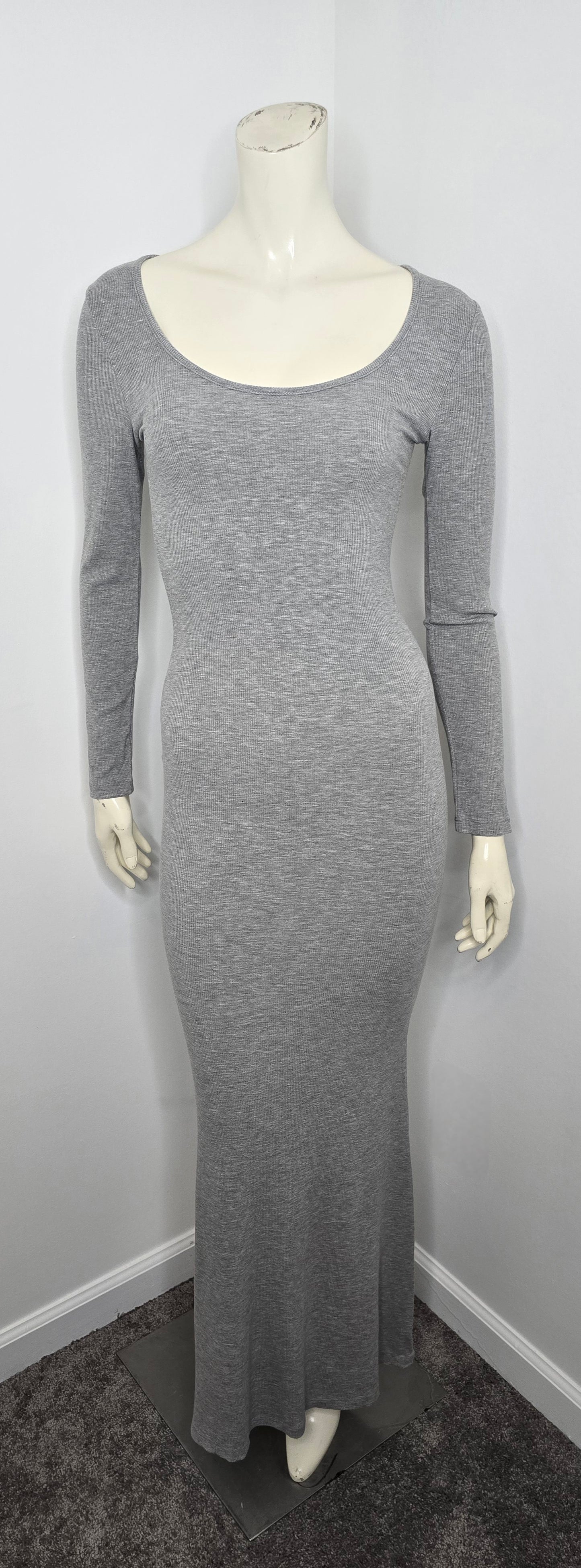Reoria Grey Ribbed Fitted Maxi Dress Sz M