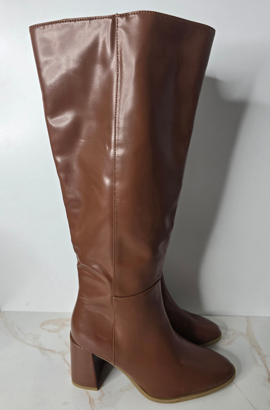 A New Day Brown Block Heel Boots Sz 6.5