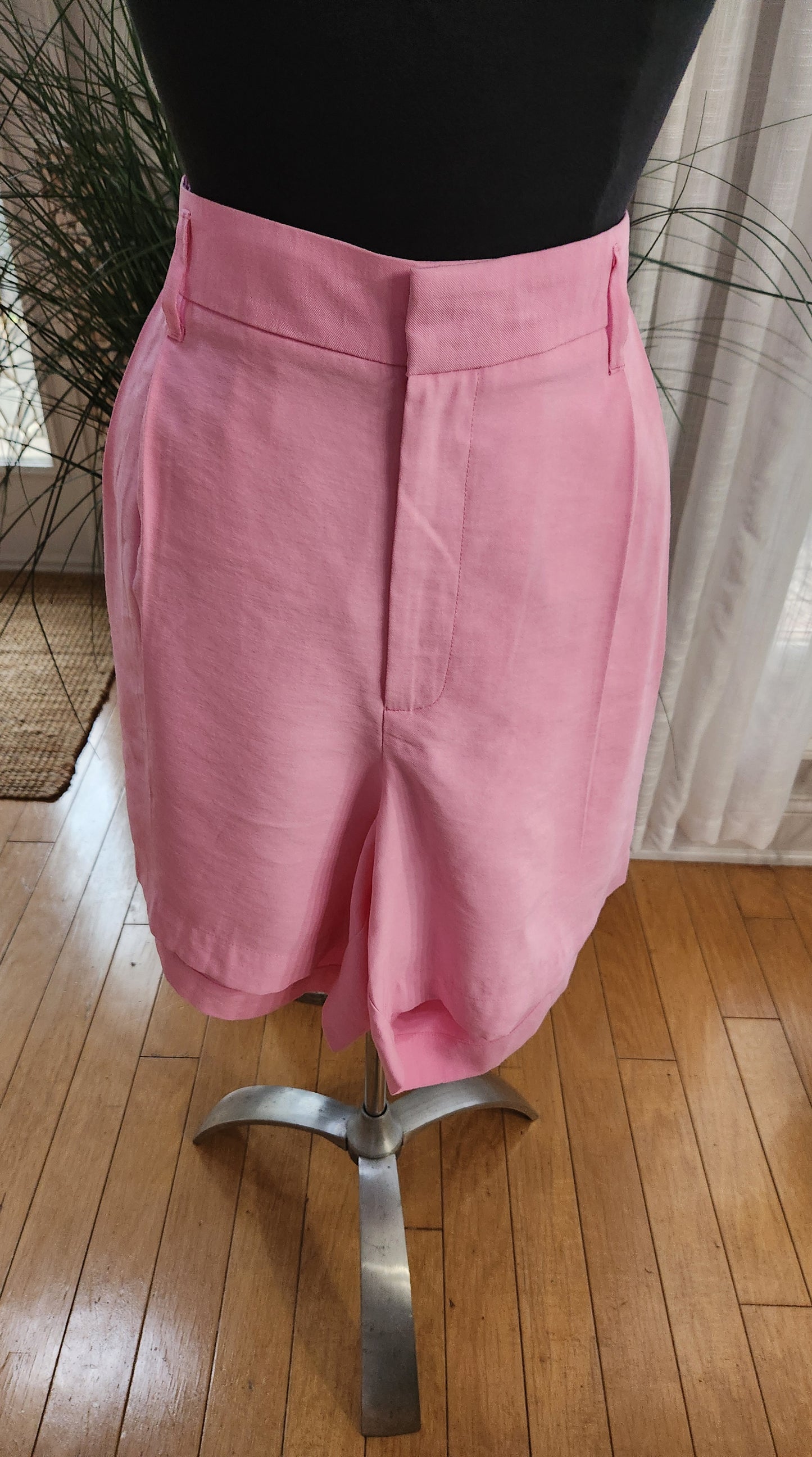 A New Day Pink Shorts Sz 22