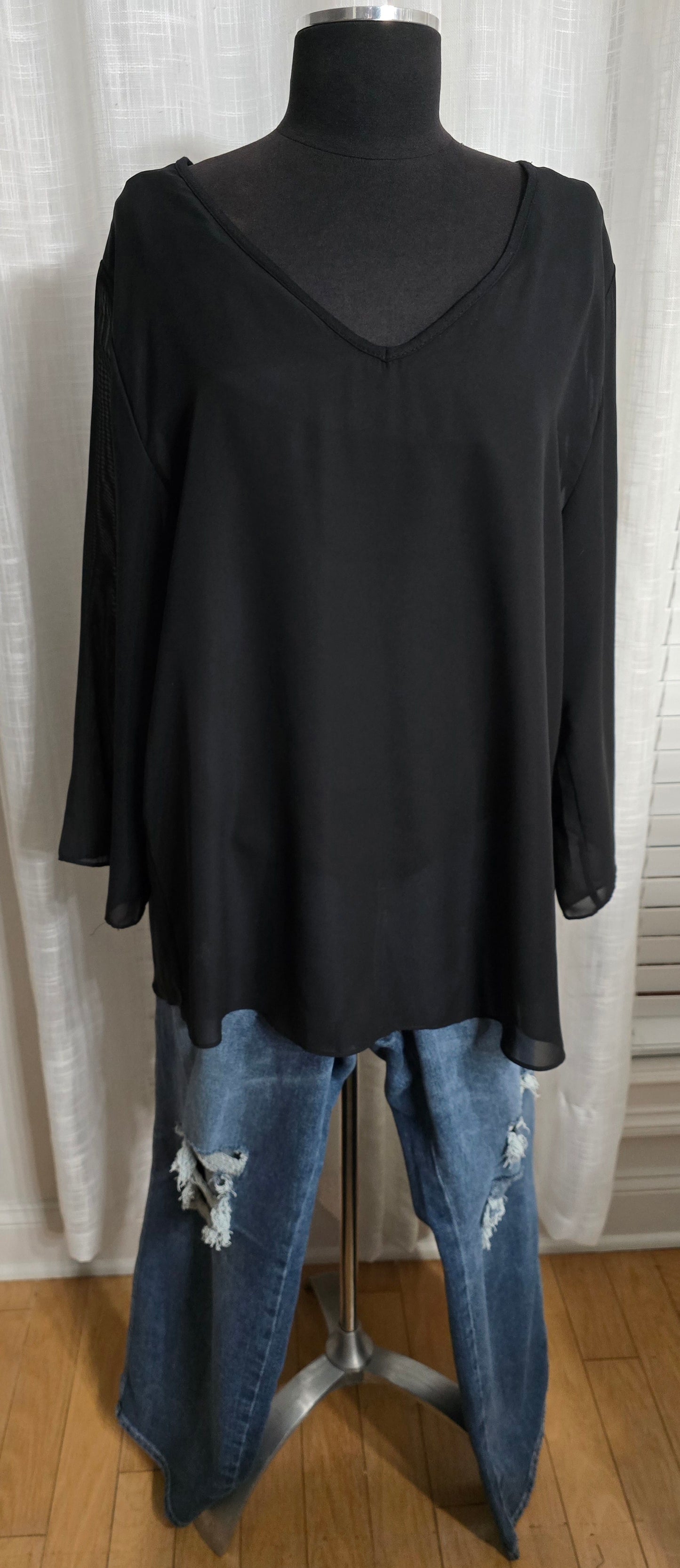 Soft Surroundings Black Blouse Button on Back Sz L