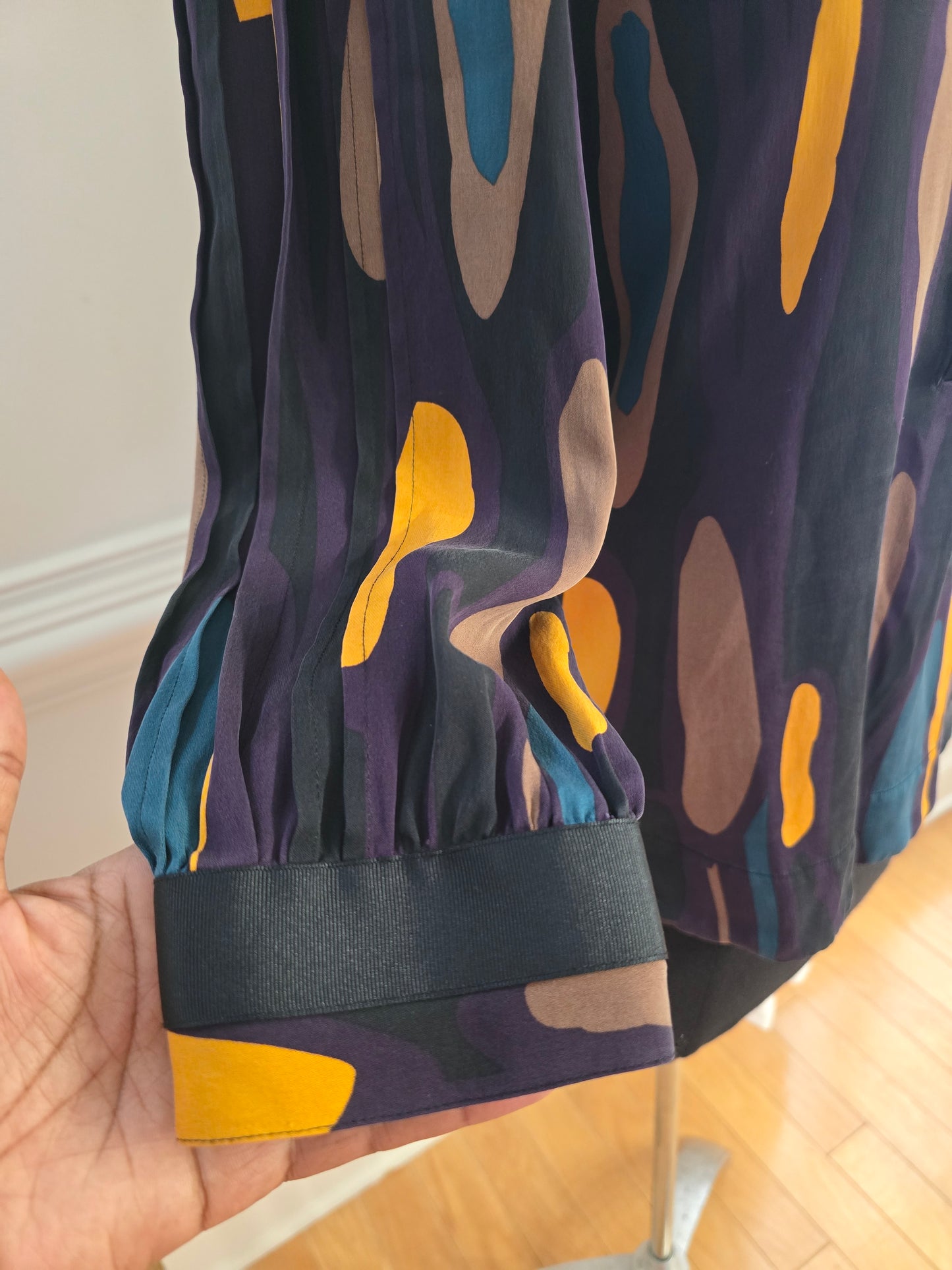 Diane von Furstenberg Blouse Sz 4