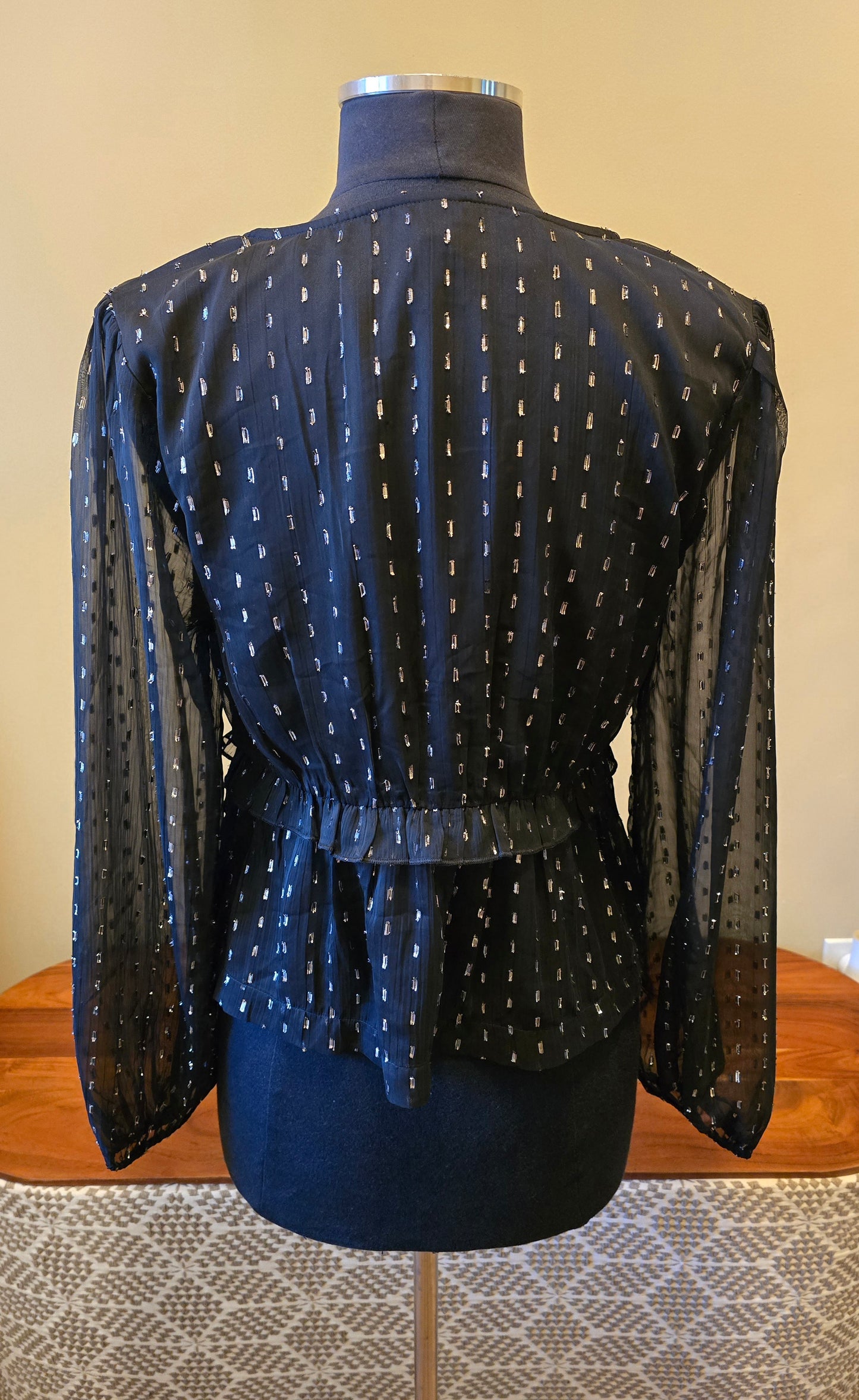 Black & Gold Peplum Blouse Sz M