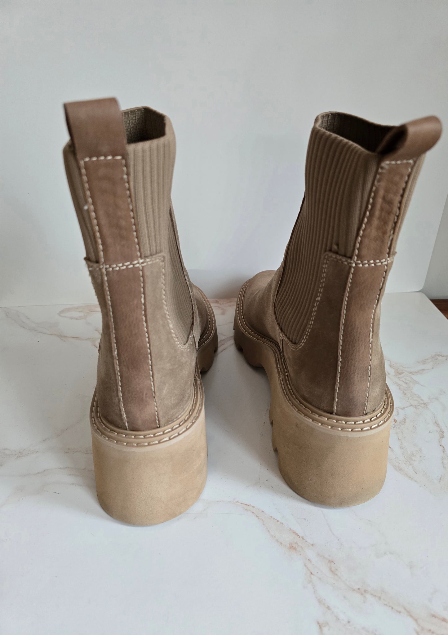 Dolce Vita Suede Chunky Chelsea Boot Sz 11
