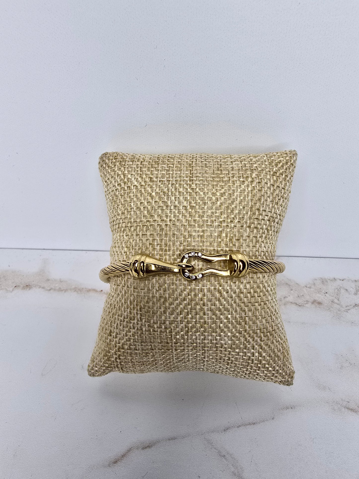 Stainless Steele Gold Twisted Hook Bracelet
