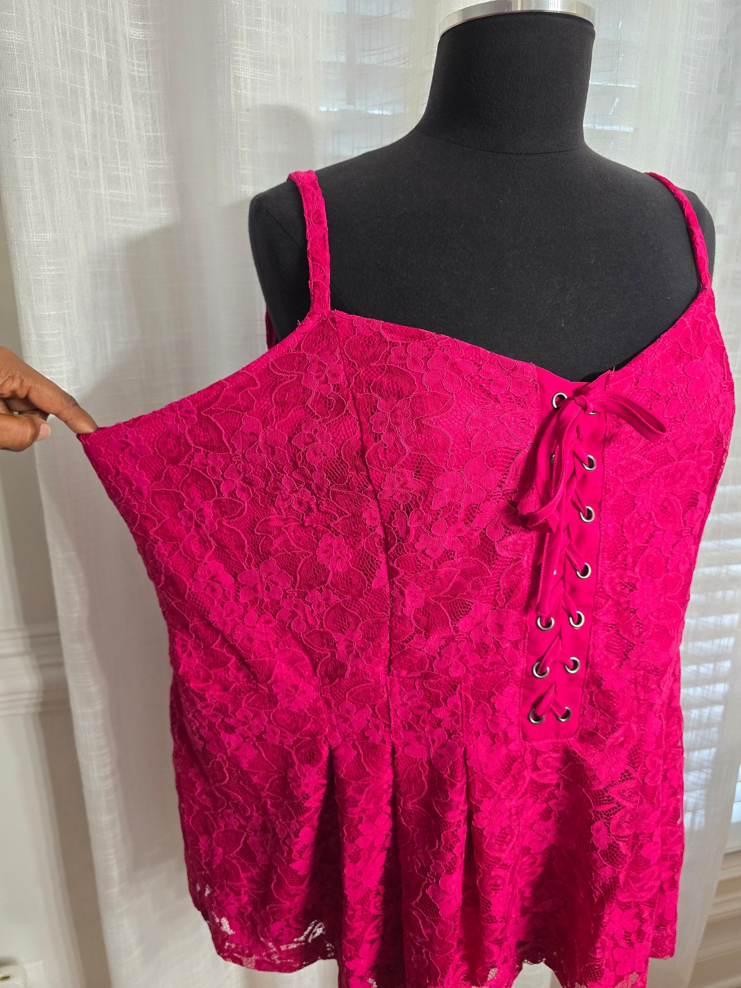Torrid Lace Peplum Corset Style TopSz 3X