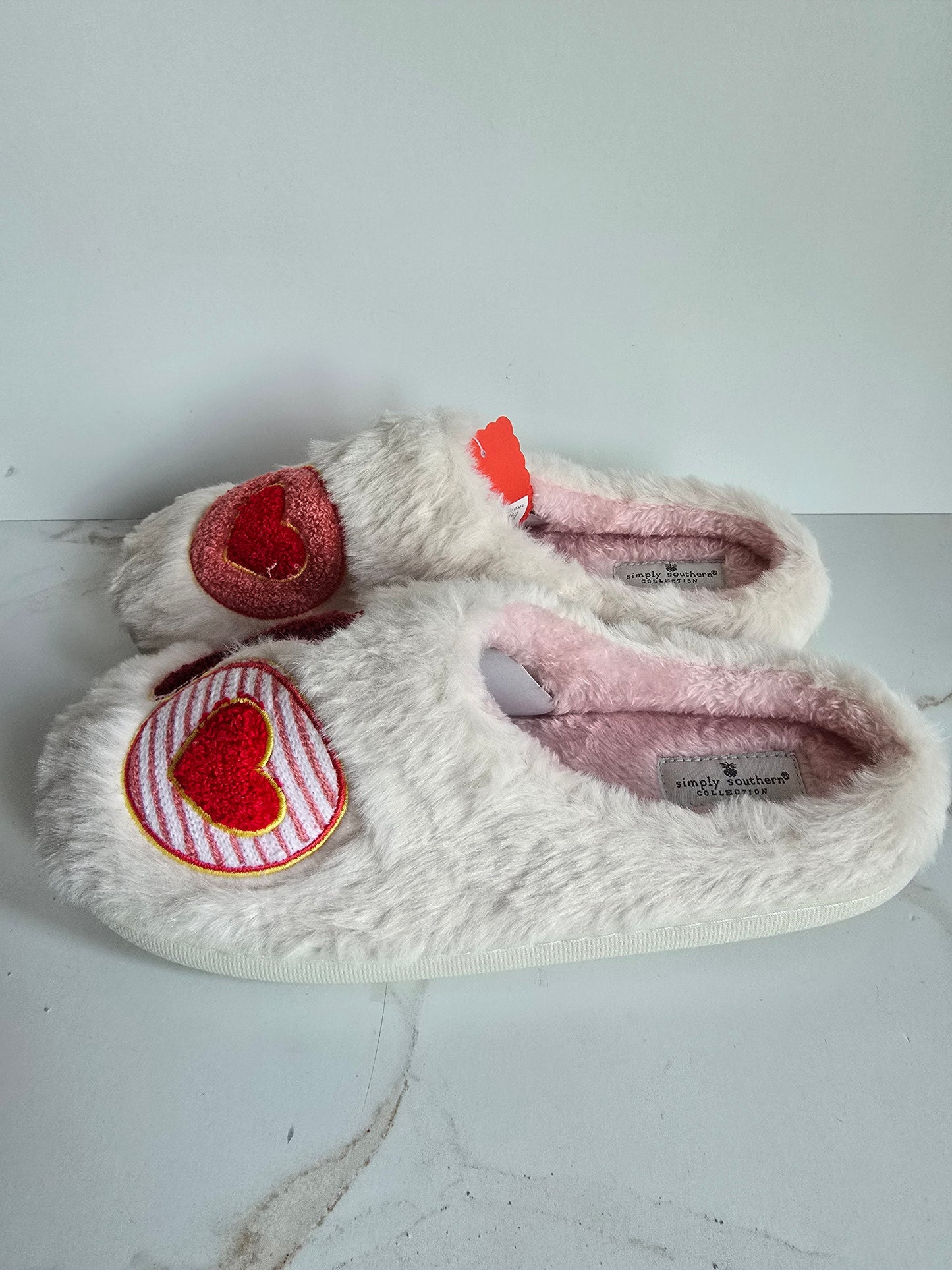 Simply Southern Furry Slippers Sz 7/8
