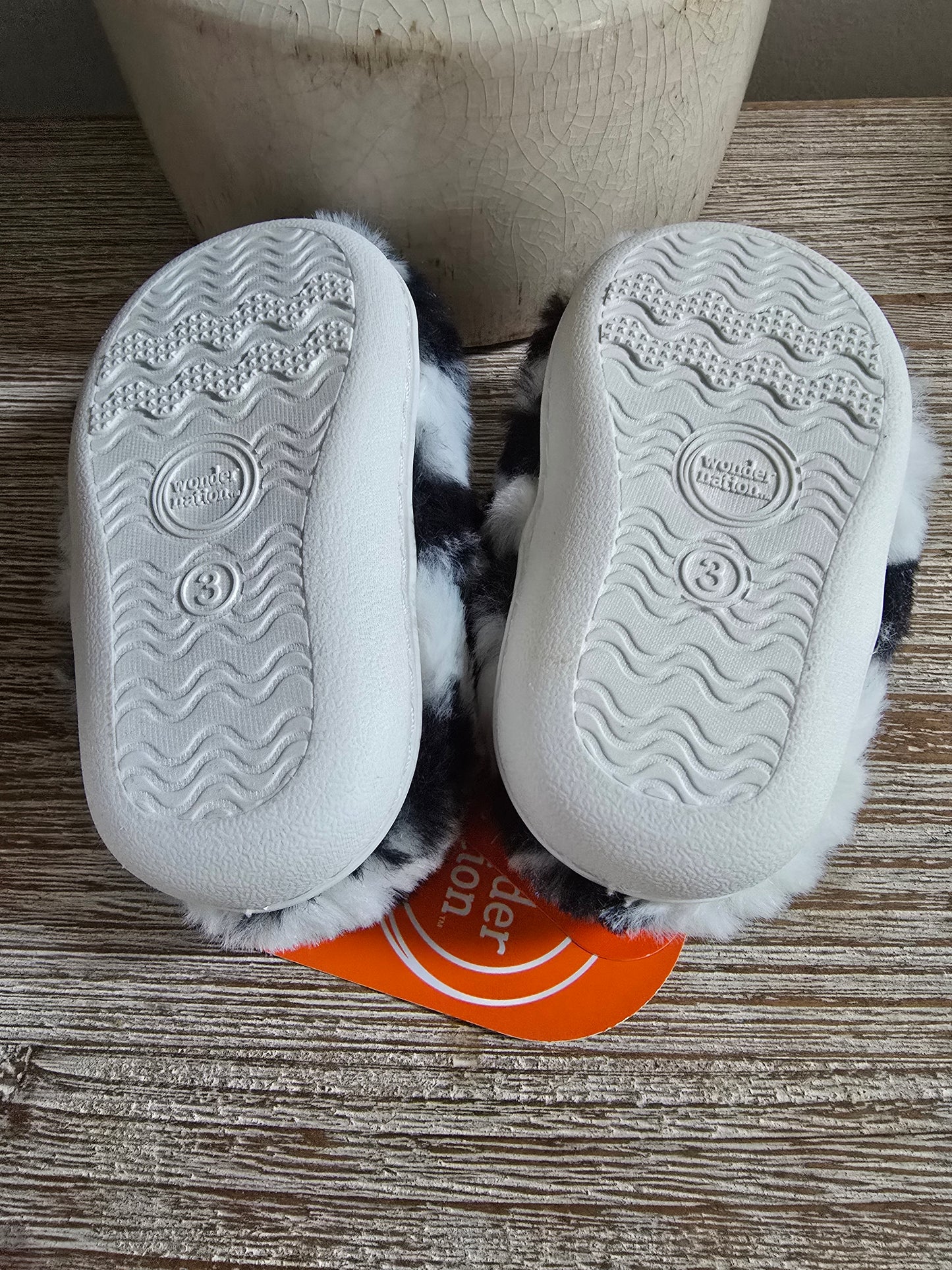 Wonder Nation Furry Slippers Infant Sz 3