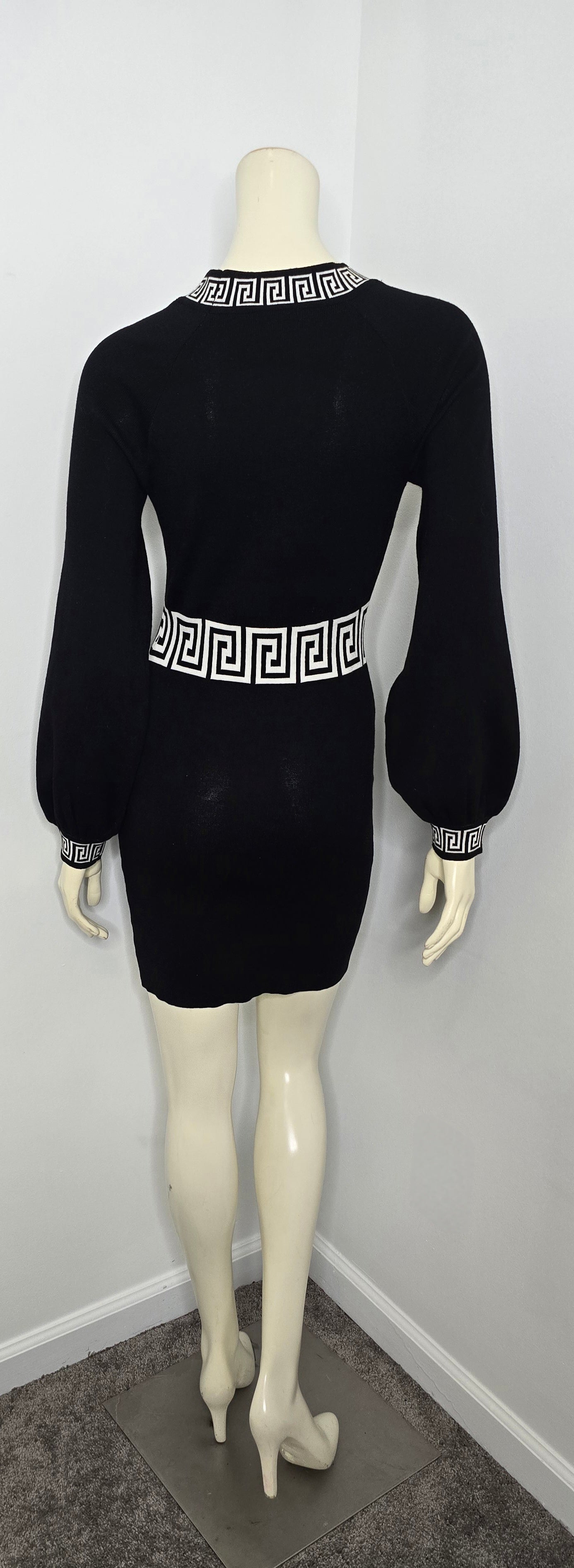 Fashion Nova Fitted Black Dress Sz XL (best fit M/L)