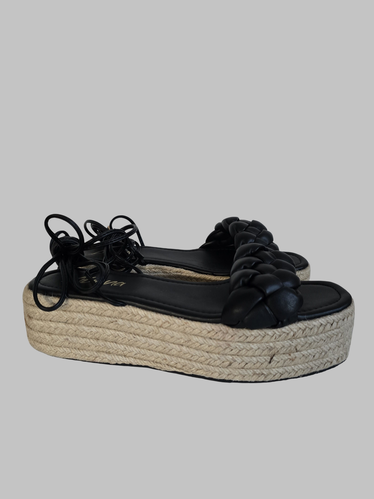 Liliana Braided Lace-Up Sandal Sz 9