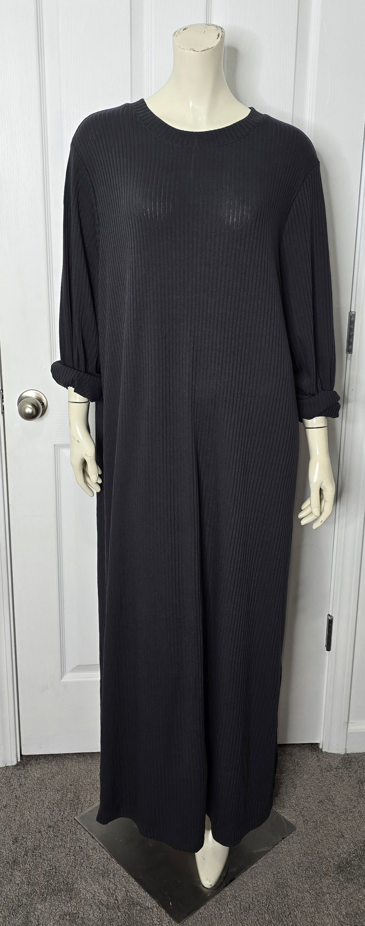 Old Navy Dark Grey Ribbed Dress Sz 4X Old Navy Dark Grey Ribbed Dress Sz 4X