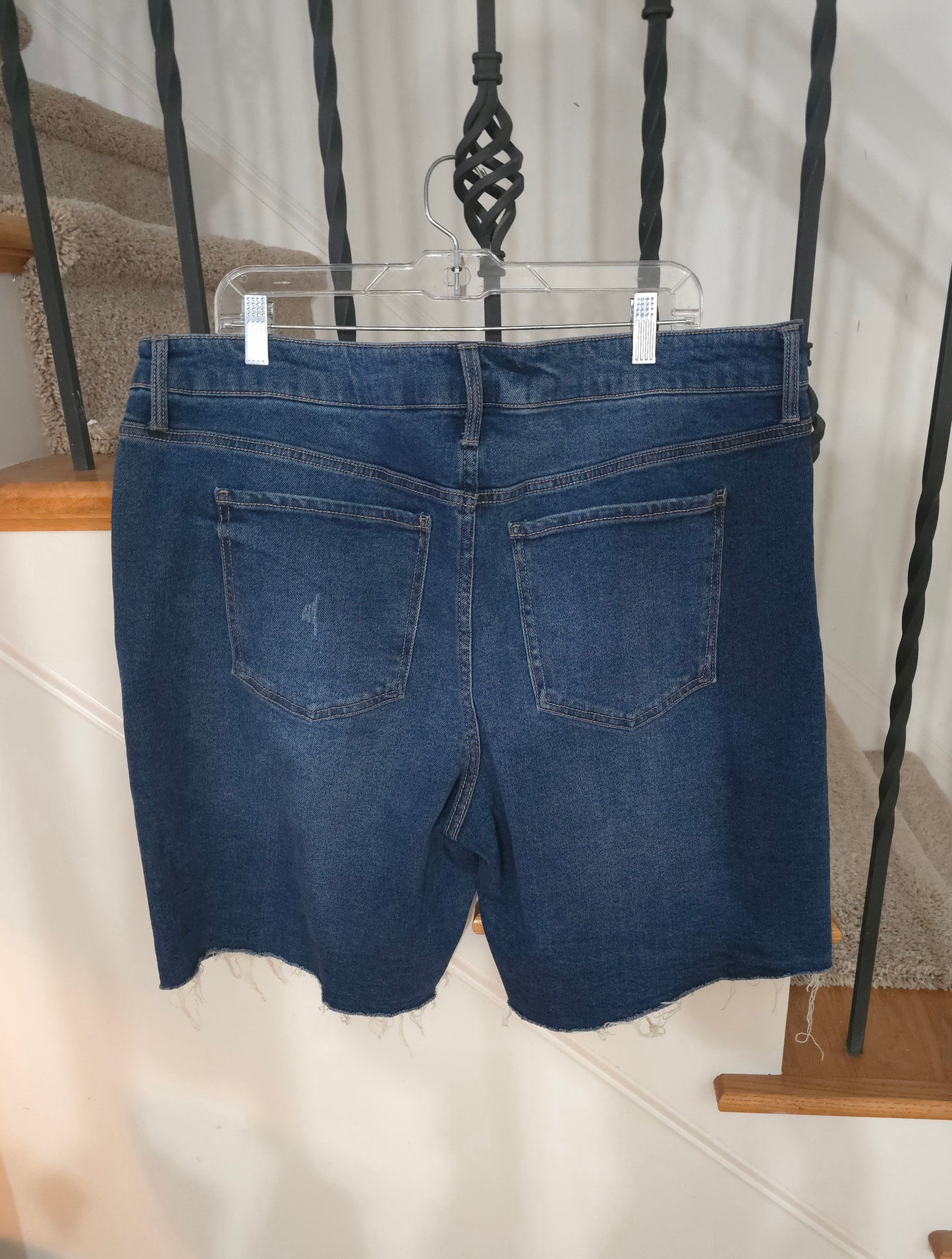 Terra & Sky High Rise Distressed Shorts Sz 18W