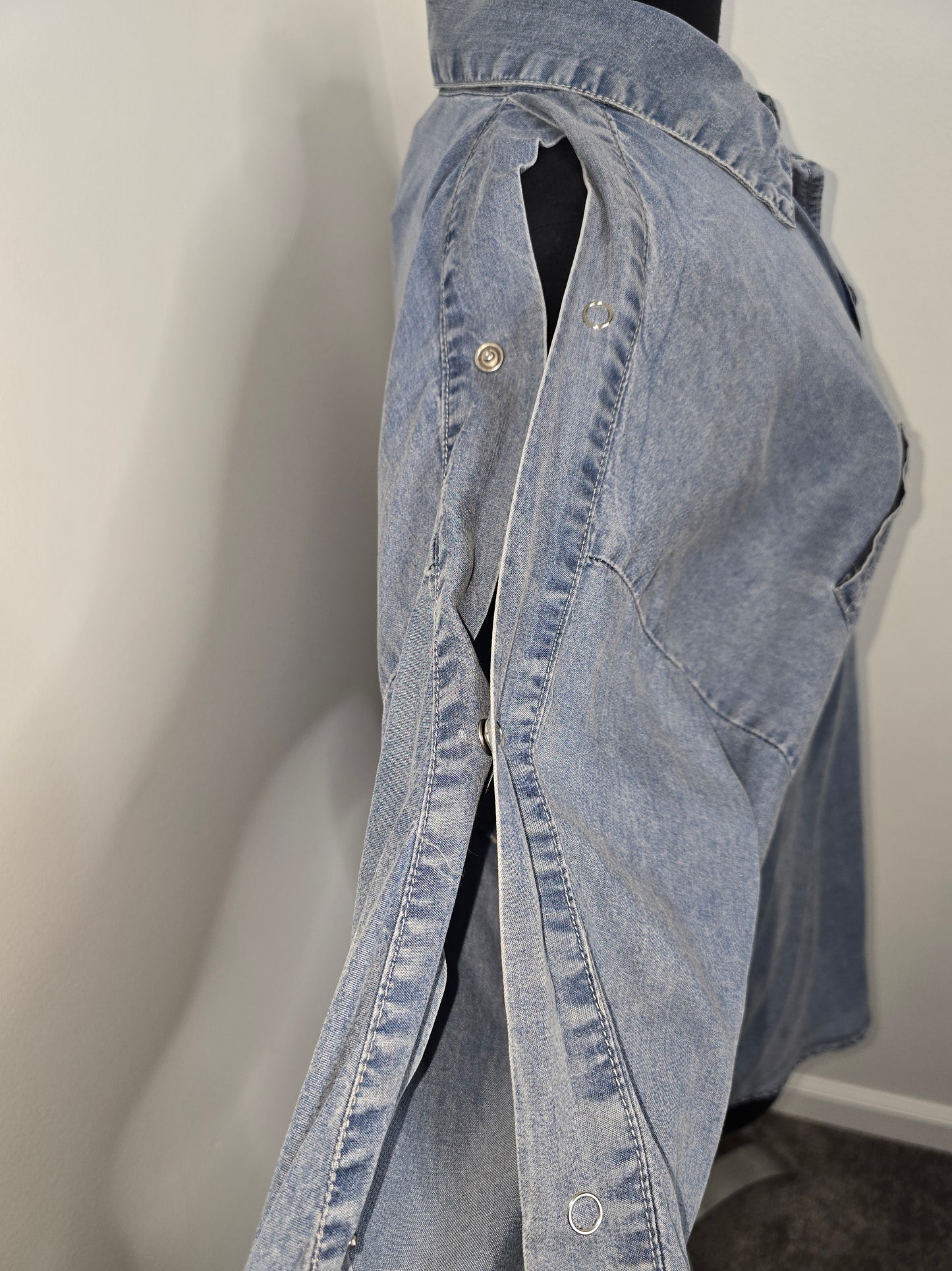 Snap Sleeve Denim Shirt Sz S (fits up to M)