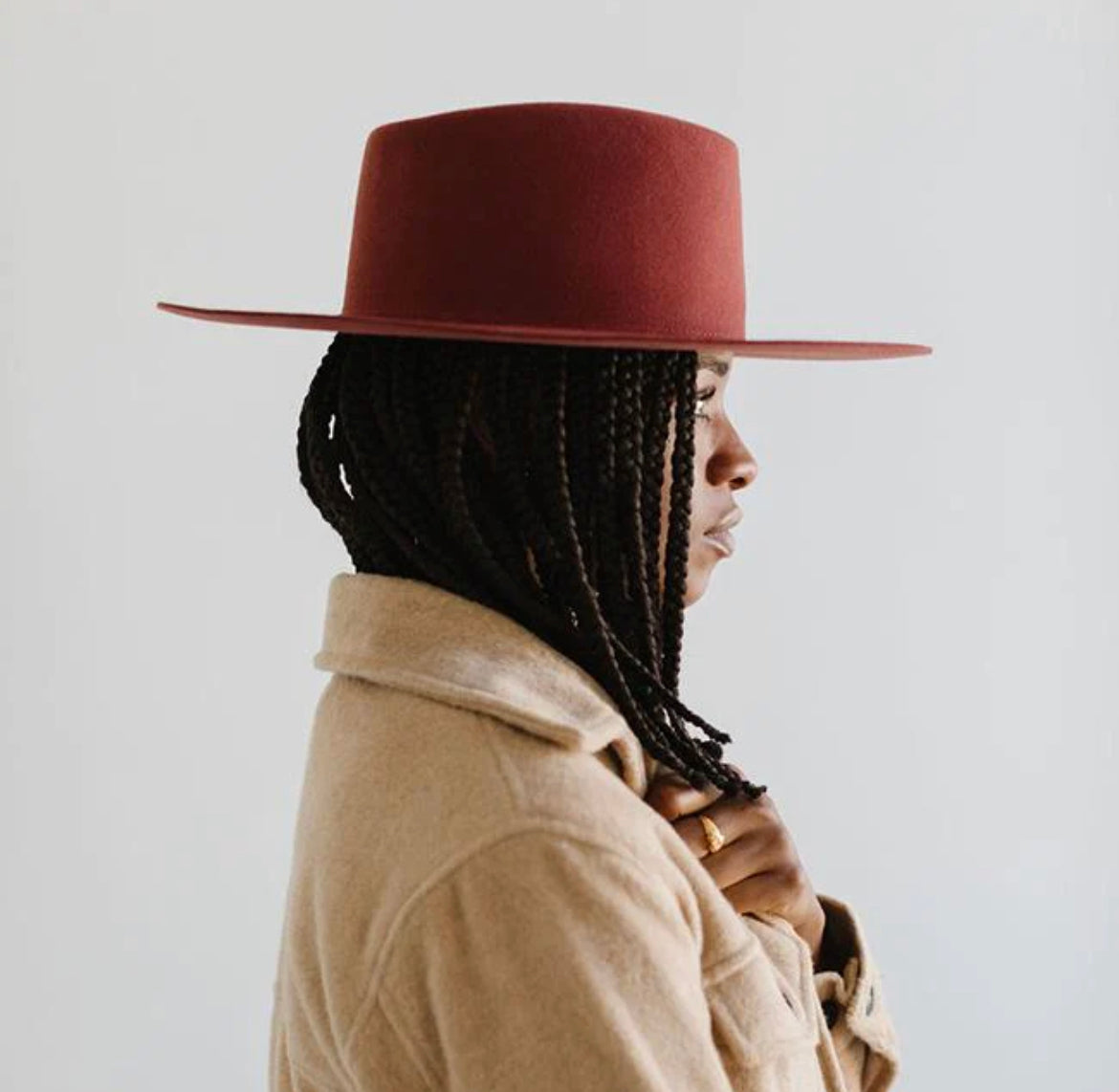 Dakota Triangle Crown - Rusty Red