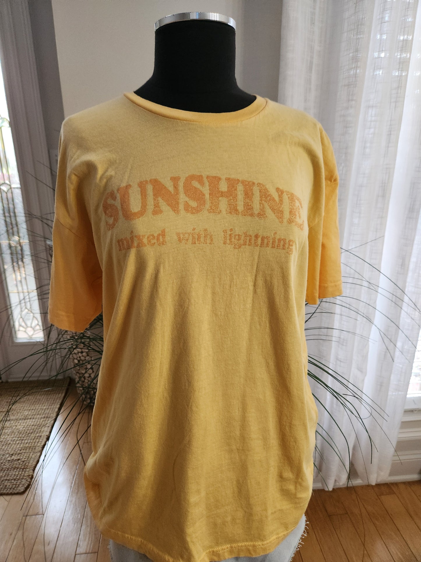 Sunshine Mixed With Lightning Tee Sz L/XL