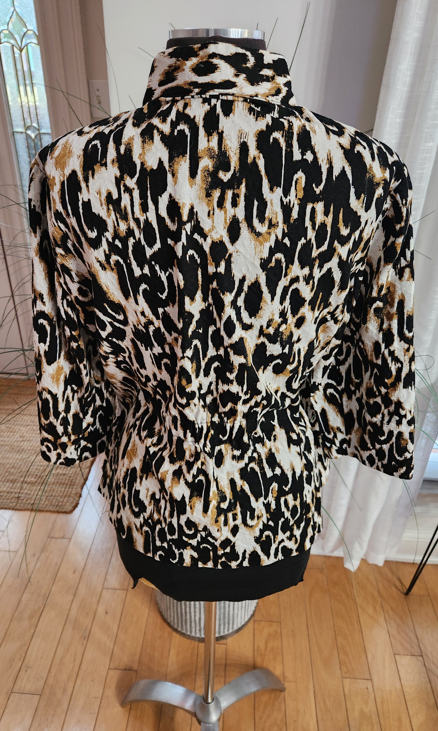 Animal Printish Blazer Sz 1X