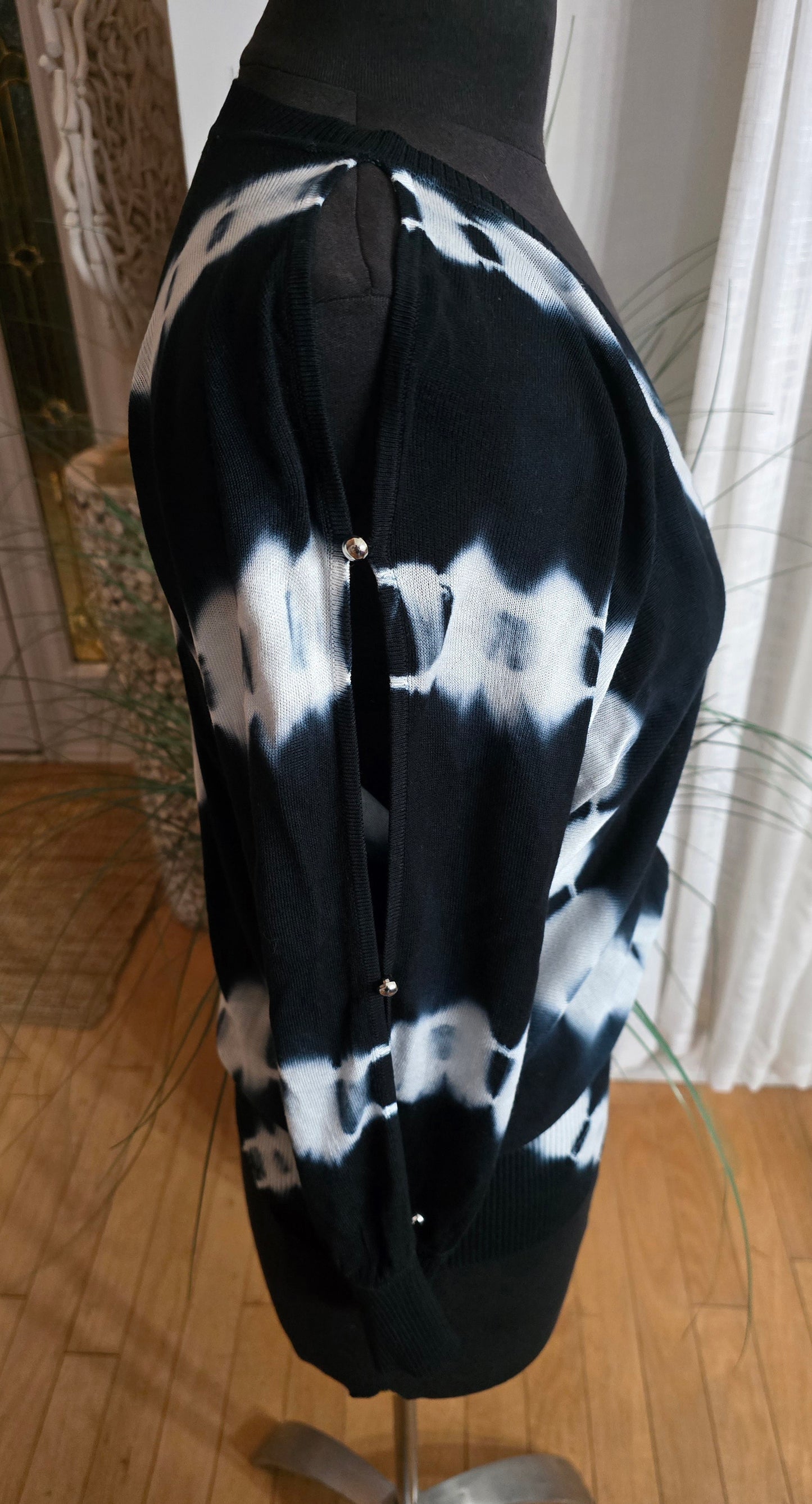 Tie Dye Cold Shoulder Cardigan Sz M