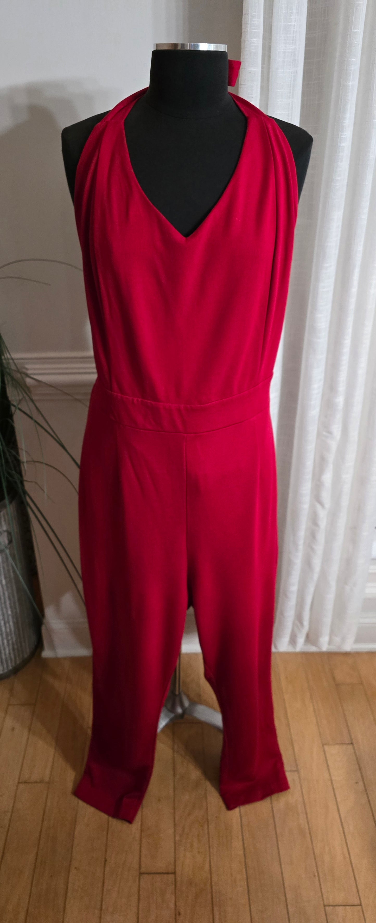 Torrid Halter Jumpsuit Sz 4X