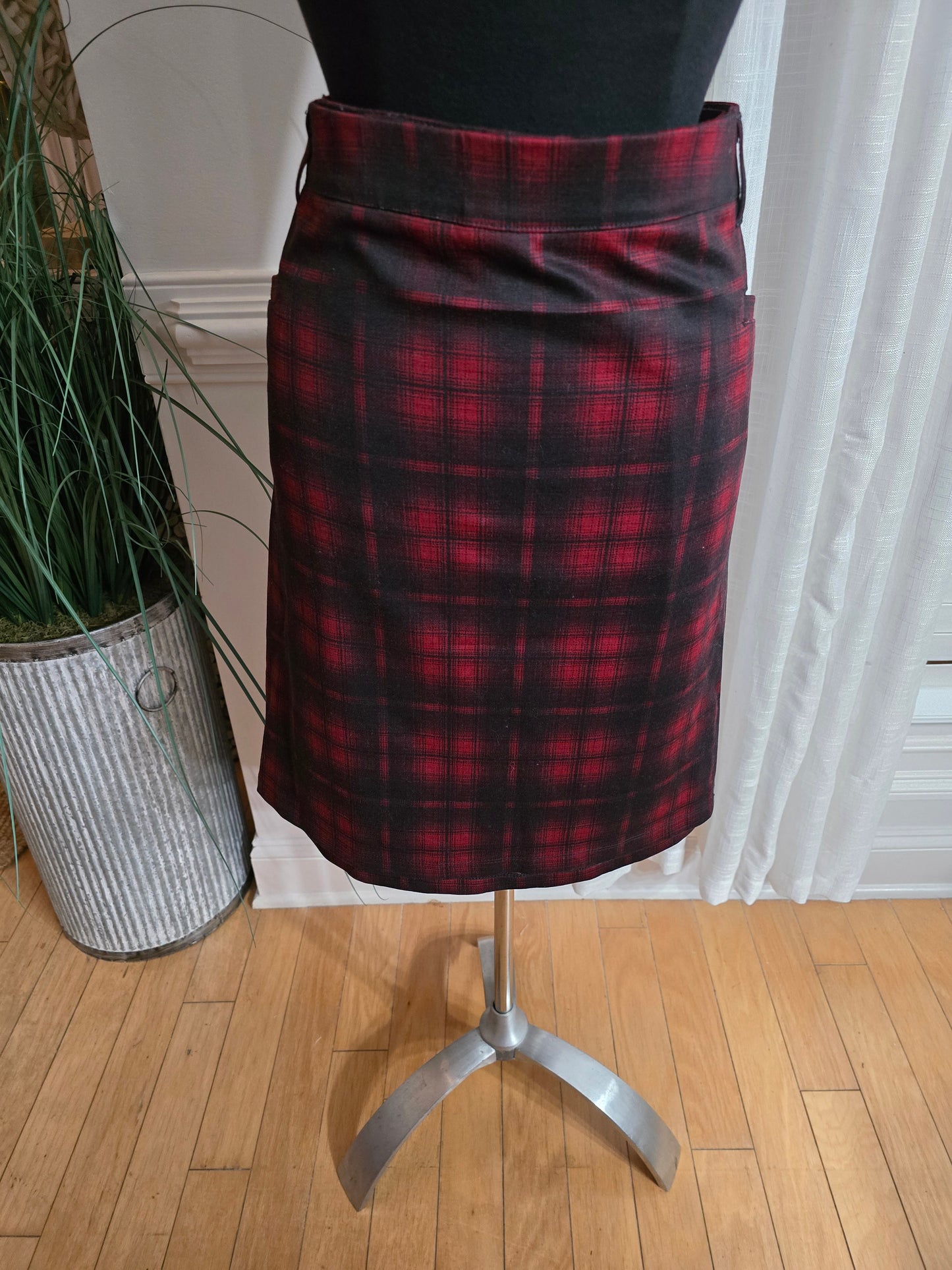 Maurices Plaid Skirt Sz 4X