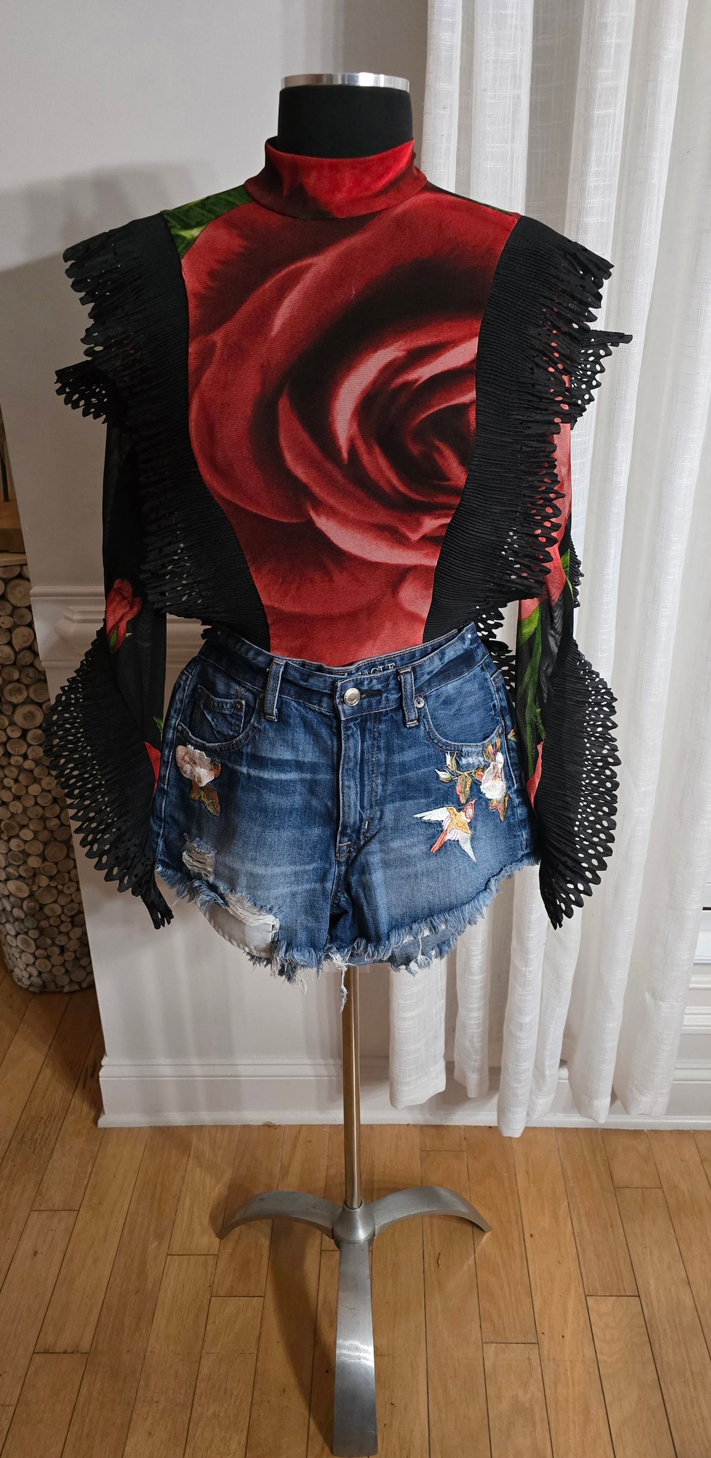 Rose Bodysuit Blouse Sz M