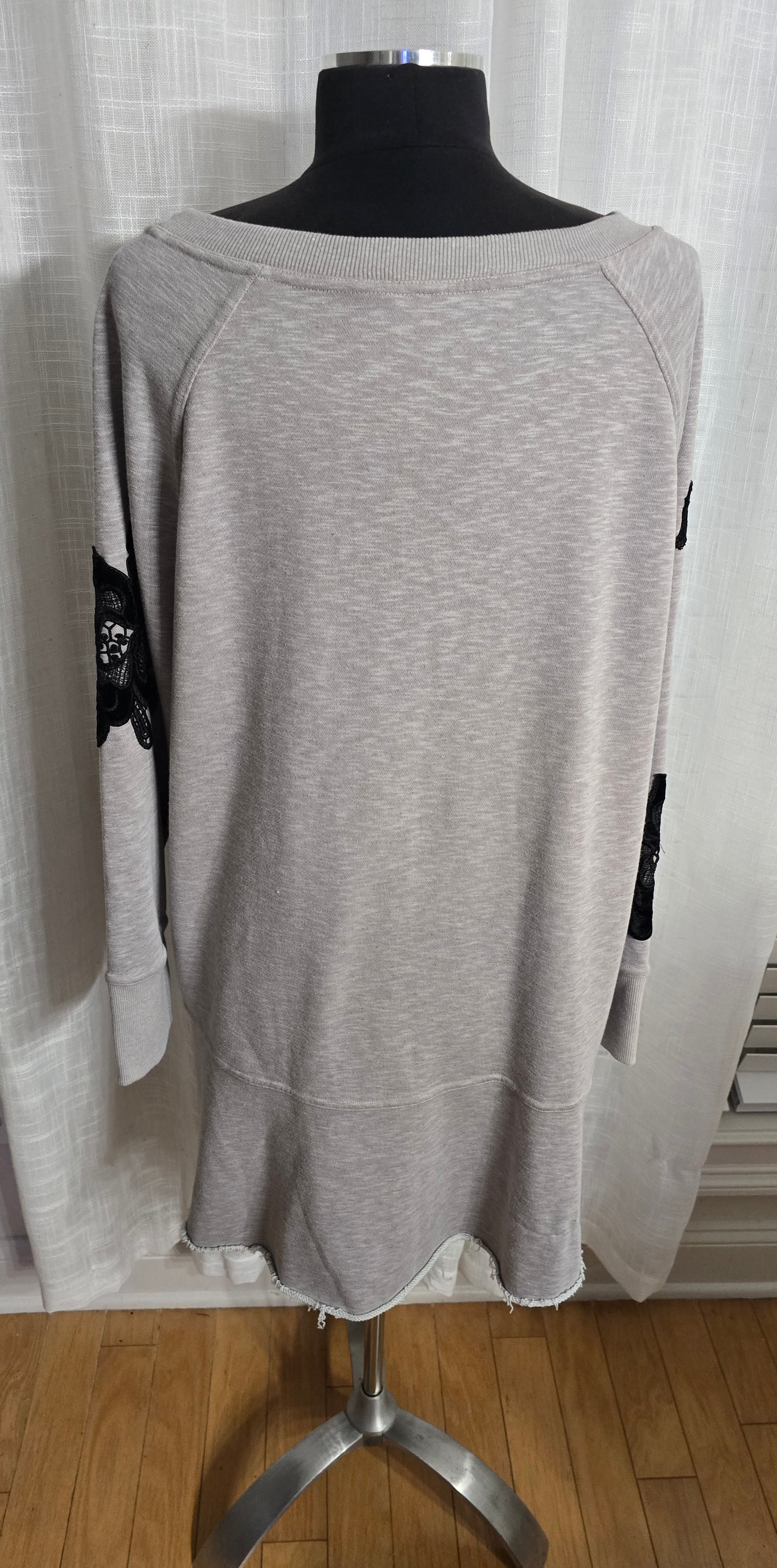 Soft Surroundings Grey Embellished Sweater Sz 2X