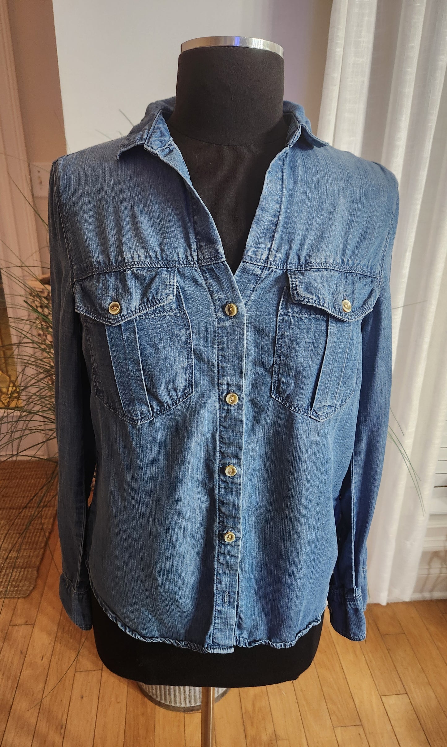 Cloth & Stone Denim Shirt Sz XS