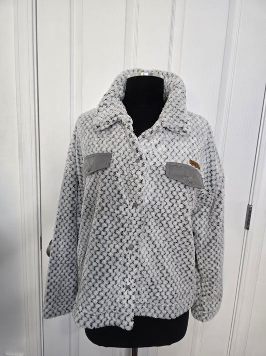 Simply Southern Sherpa Shacket Salt & Pepper Sz L