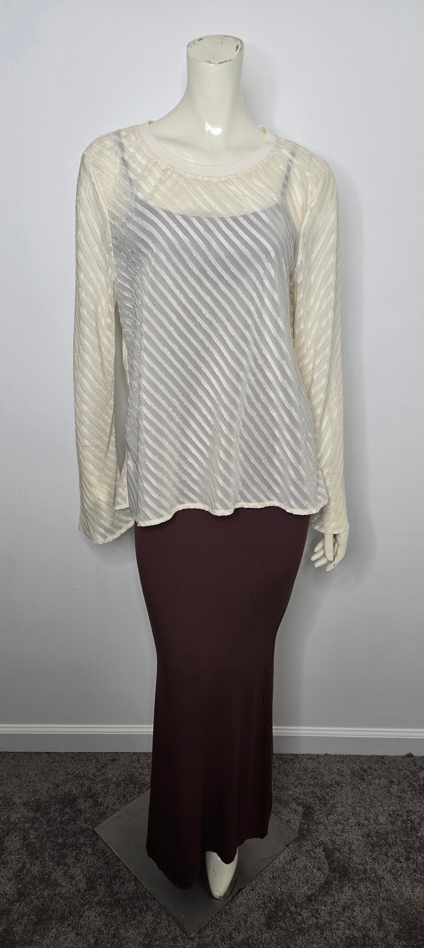 Reoria Ribbed Fitted Chocolate Maxi Dress