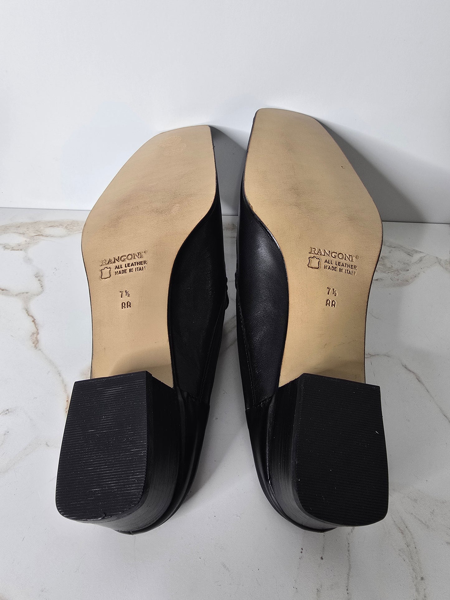 Rangoni Firenze Black Italian Leather Mule Sz 7.5 AA (Narrow)